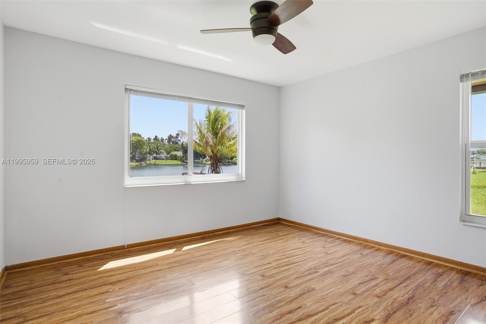 Real estate property located at 8230 55th Ct, Broward, Davie Lake Estates, Davie, FL