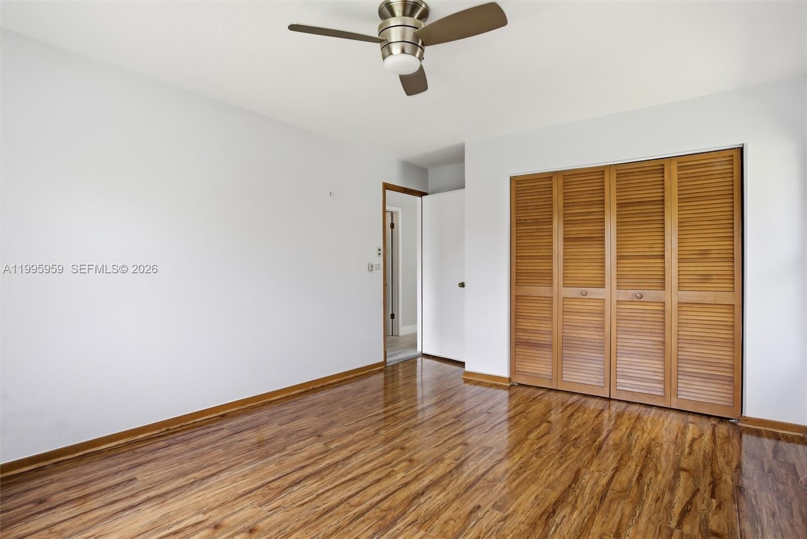 Real estate property located at 8230 55th Ct, Broward, Davie Lake Estates, Davie, FL