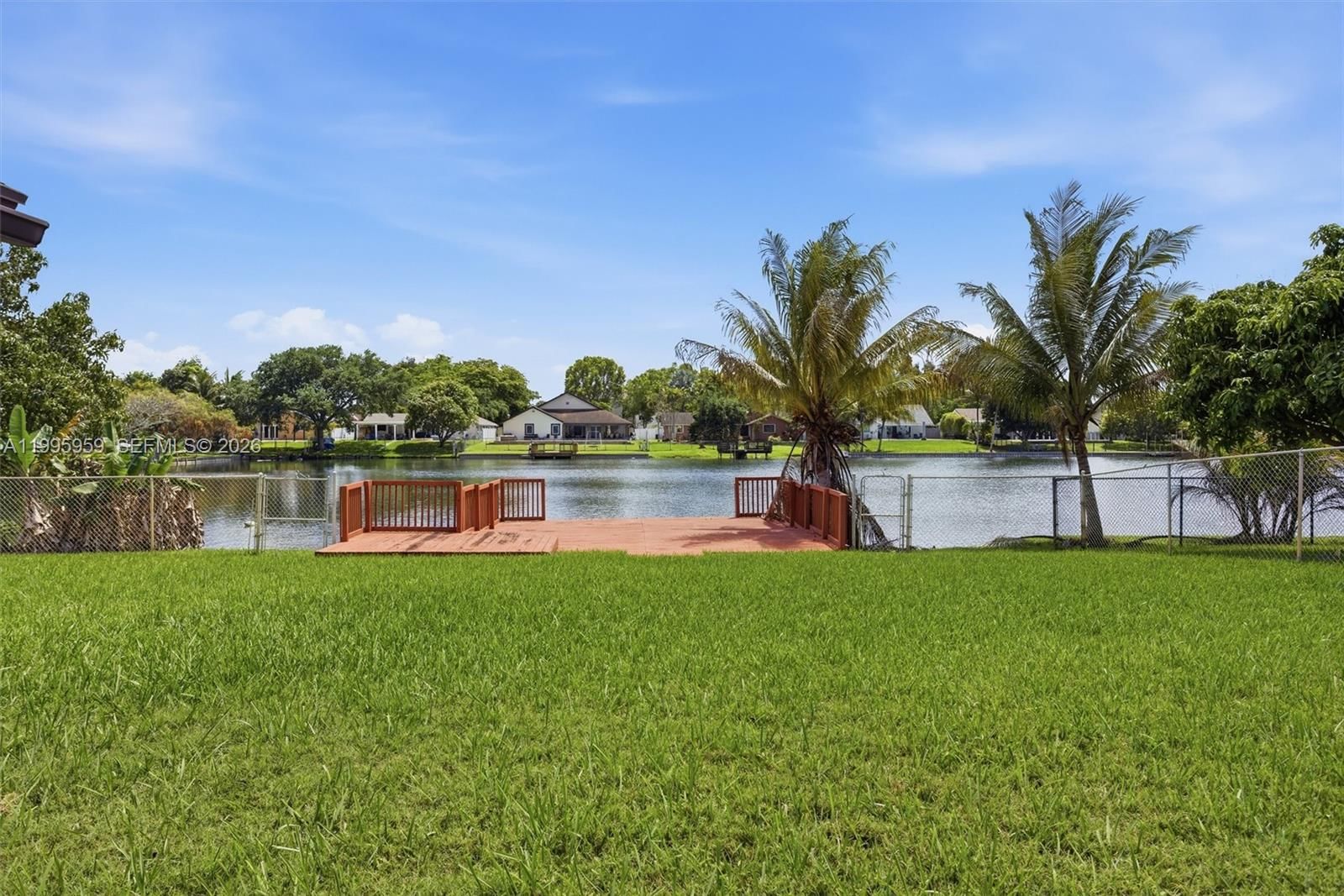 Real estate property located at 8230 55th Ct, Broward, Davie Lake Estates, Davie, FL