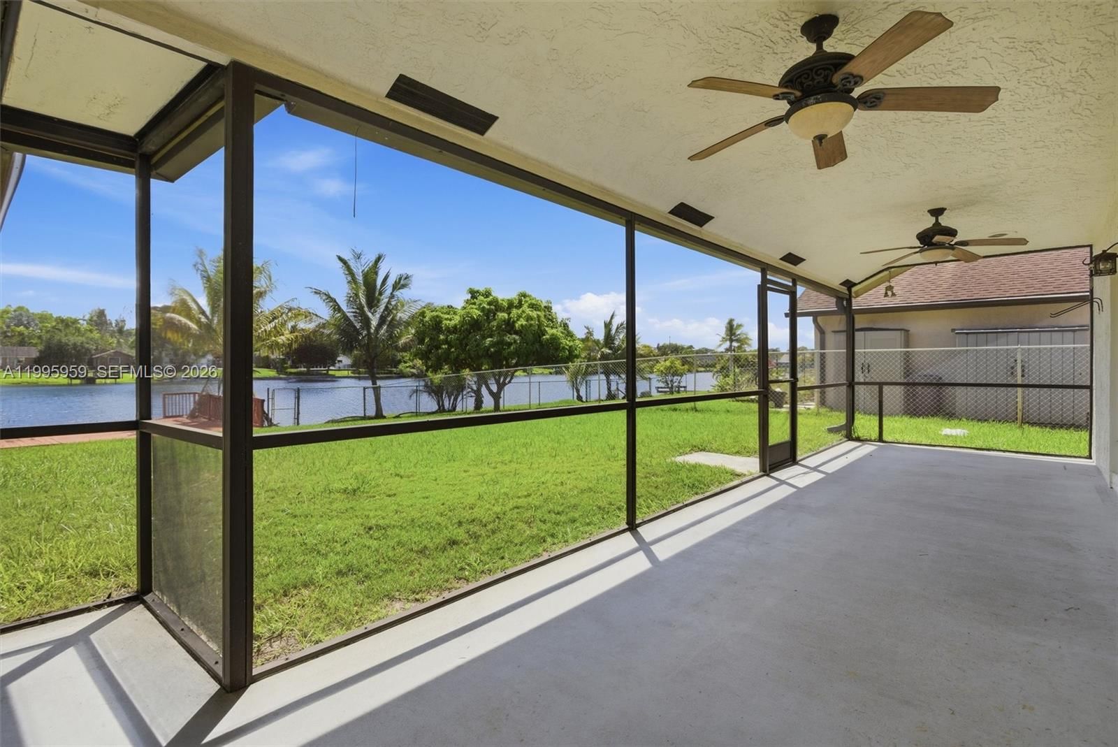 Real estate property located at 8230 55th Ct, Broward, Davie Lake Estates, Davie, FL