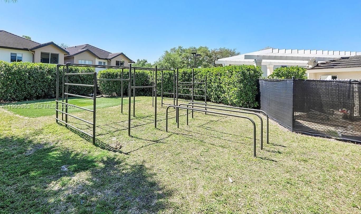 Real estate property located at 9905 57th Mnr, Broward, Westview Village Addition, Coral Springs, FL