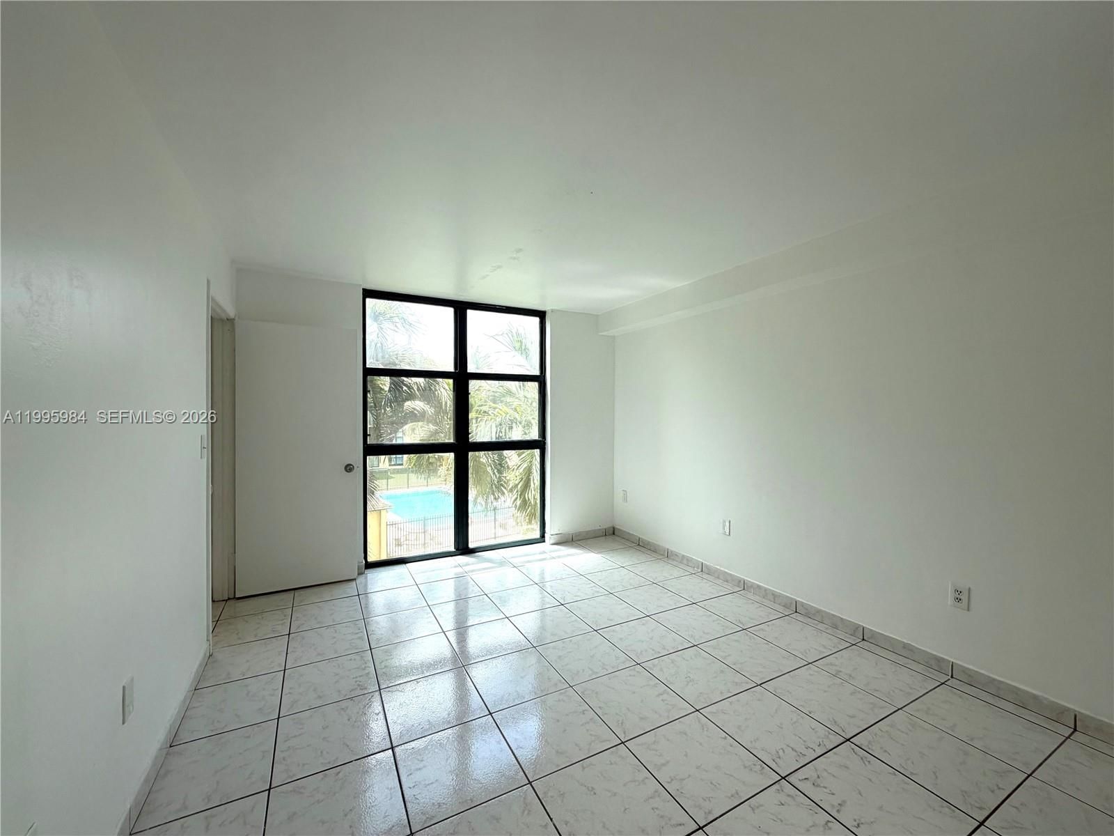 Real estate property located at 11750 18th St #314-1, Miami-dade, International Park I Cond, Miami, FL