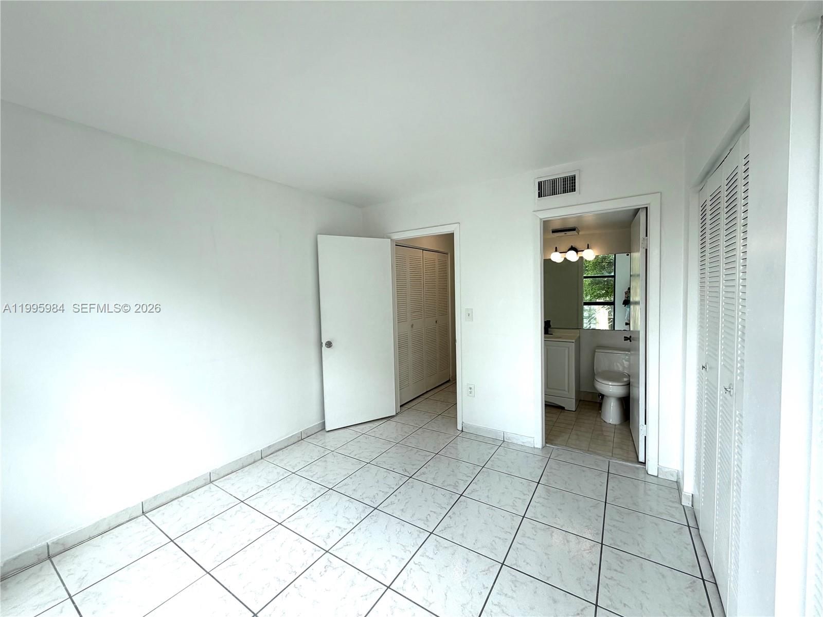 Real estate property located at 11750 18th St #314-1, Miami-dade, International Park I Cond, Miami, FL
