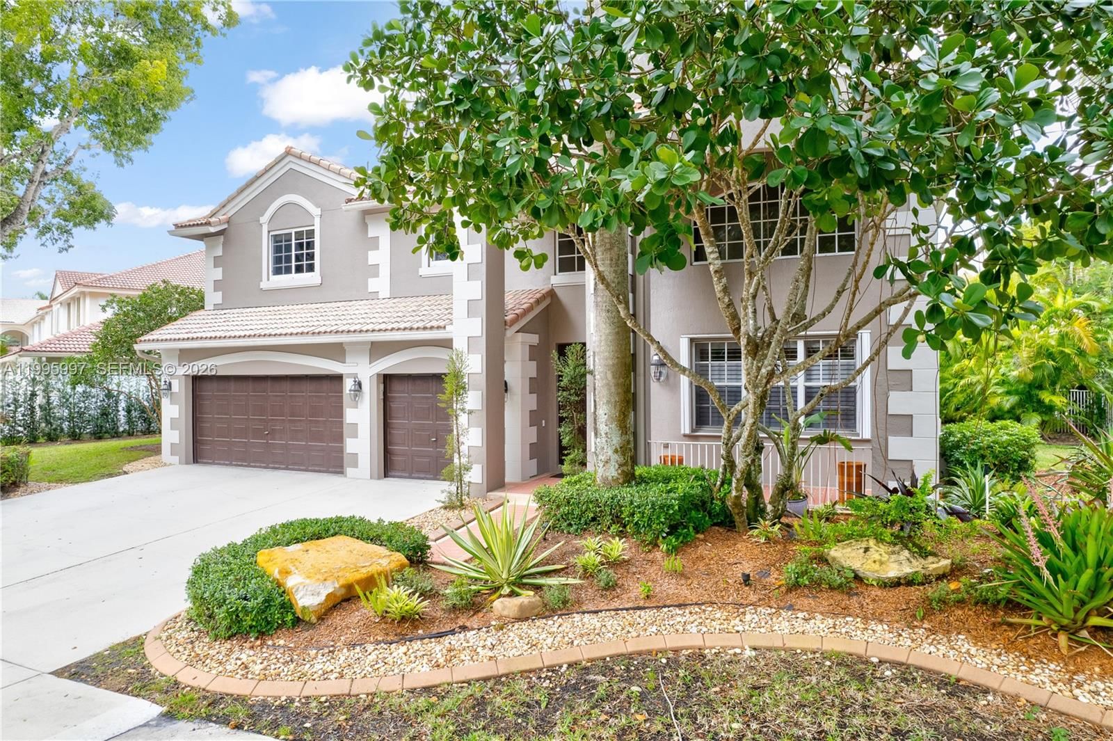 Real estate property located at 3706 Vista Way, Broward, Sectors 8 9 And 10 Plat, Weston, FL