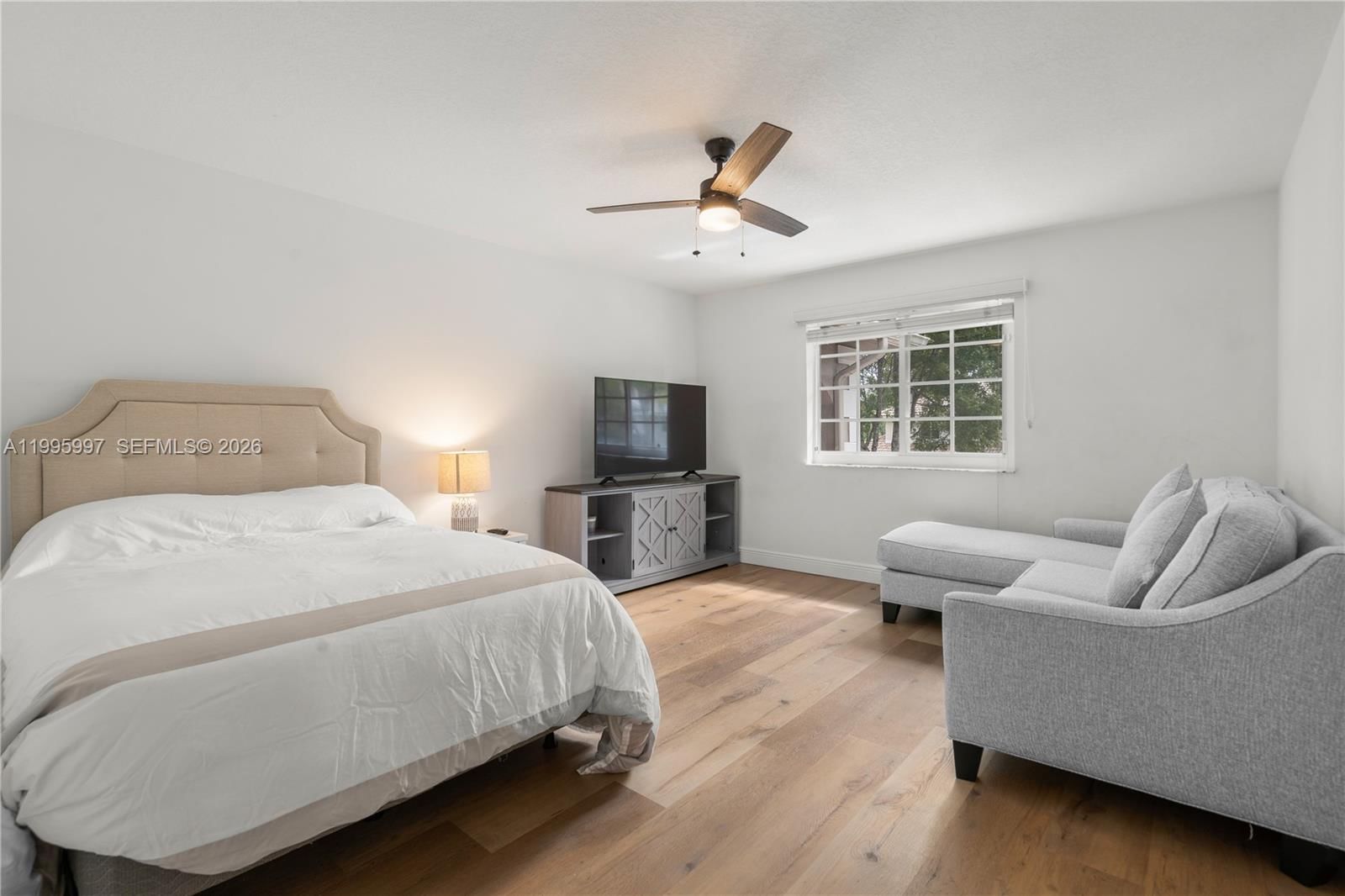 Real estate property located at 3706 Vista Way, Broward, Sectors 8 9 And 10 Plat, Weston, FL