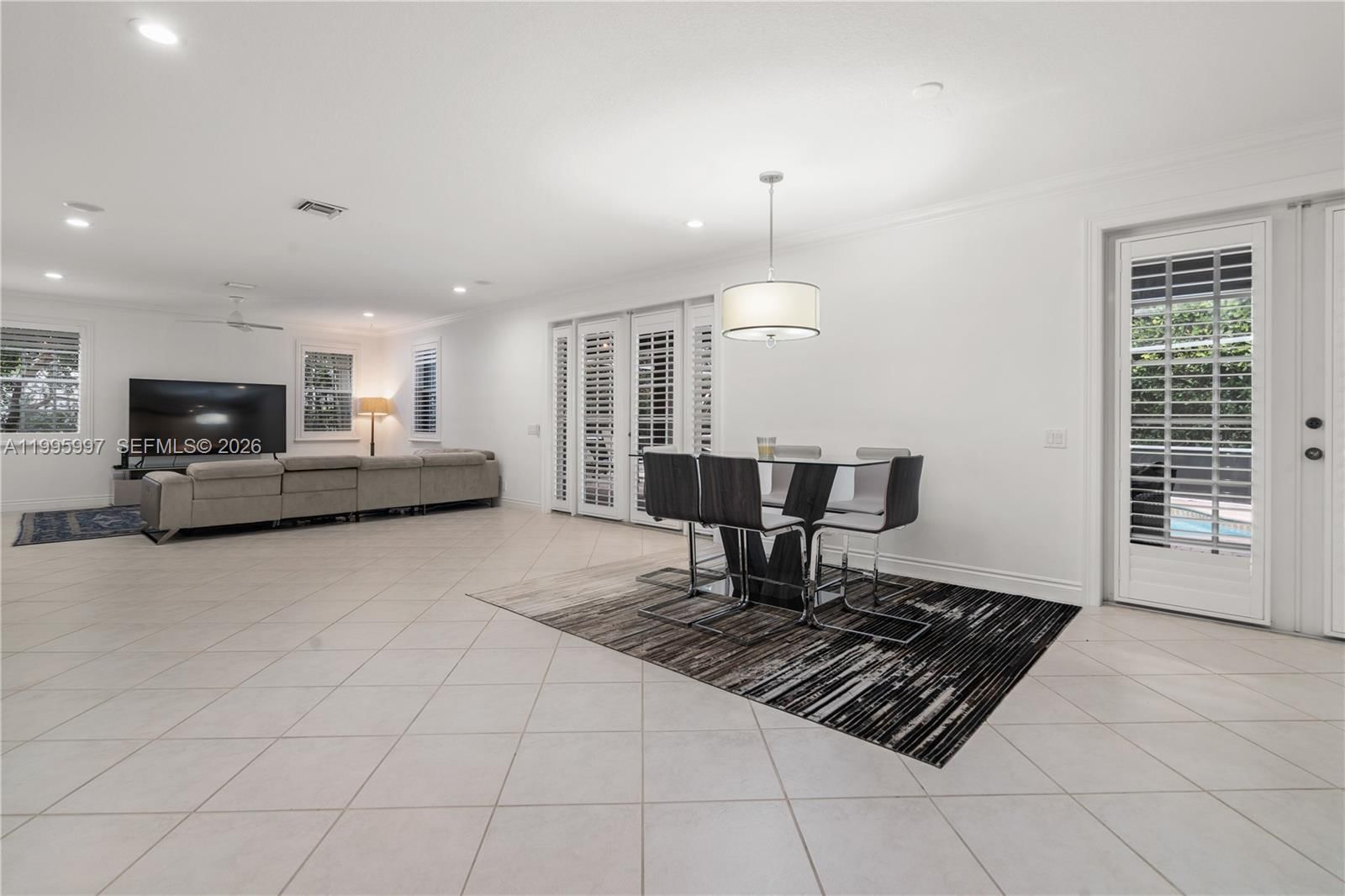 Real estate property located at 3706 Vista Way, Broward, Sectors 8 9 And 10 Plat, Weston, FL