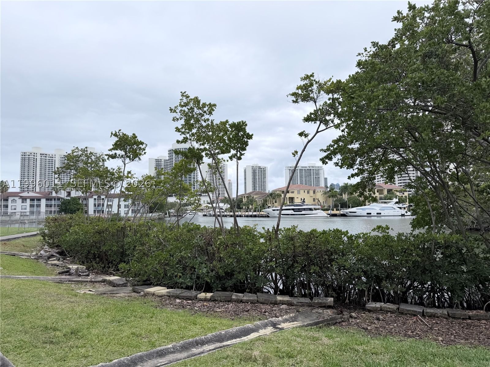 Real estate property located at 2980 Point East Dr D112, Miami-dade, Point East One Condo-bldg, Aventura, FL