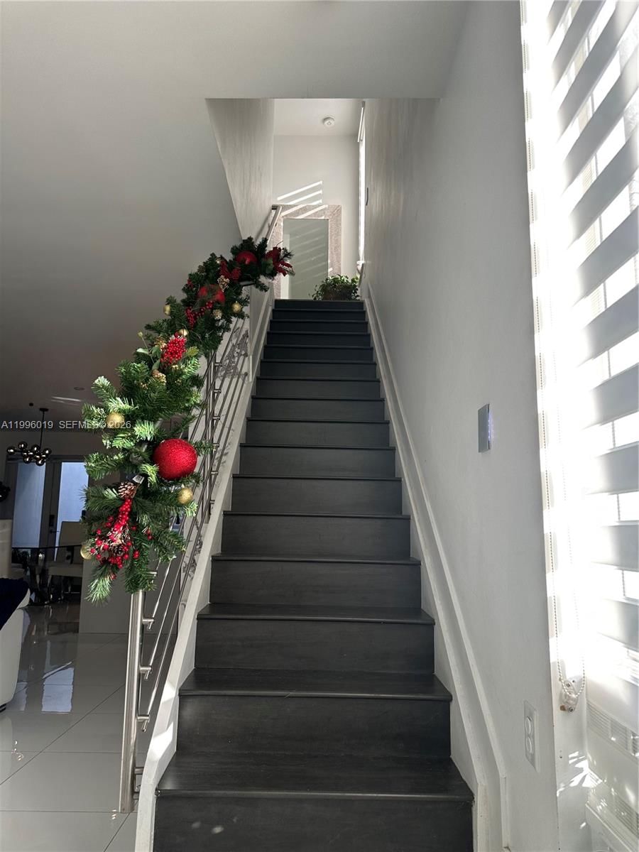 Real estate property located at 10361 64th Ter, Miami-dade, Landmark At Doral, Doral, FL