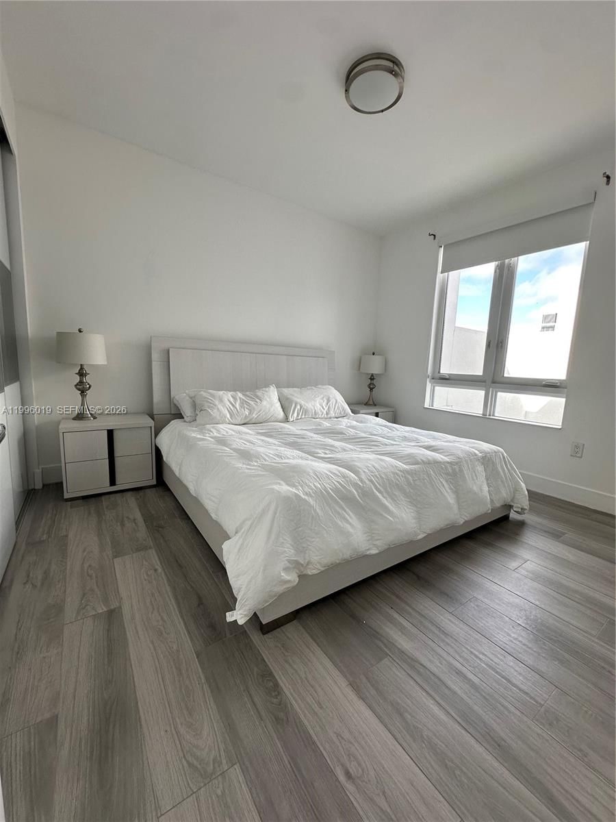 Real estate property located at 10361 64th Ter, Miami-dade, Landmark At Doral, Doral, FL