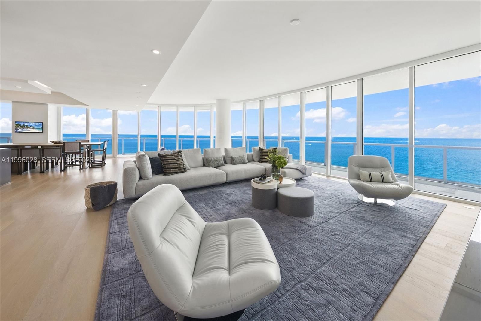 Real estate property located at 100 Pointe Dr #1906/07, Miami-dade, Continuum On South Beach, Miami Beach, FL