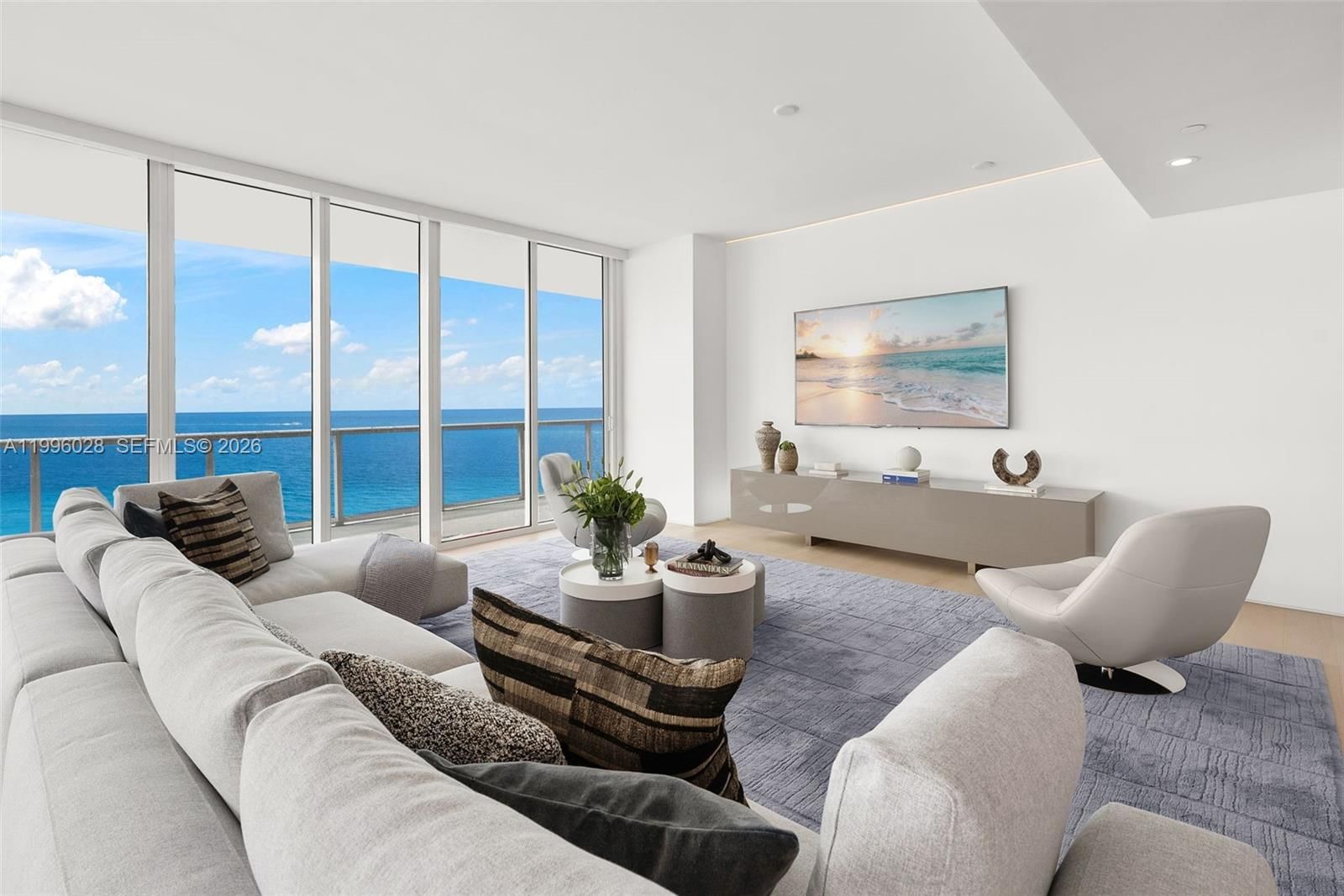 Real estate property located at 100 Pointe Dr #1906/07, Miami-dade, Continuum On South Beach, Miami Beach, FL