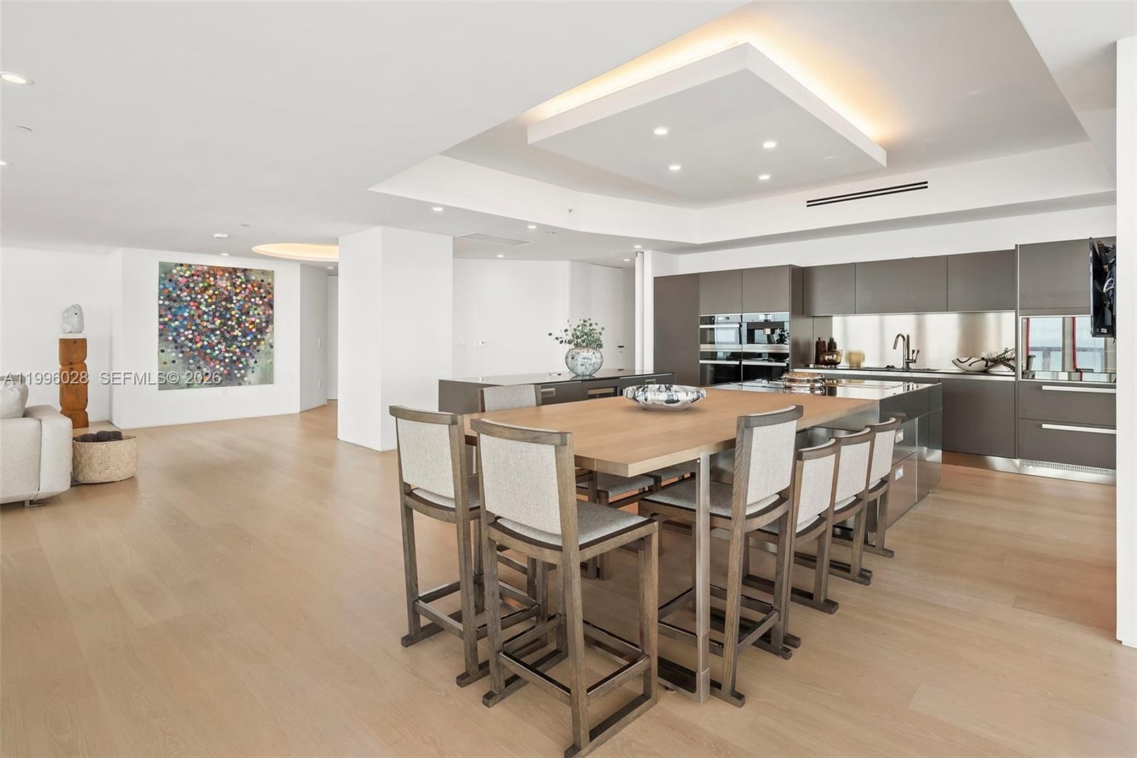 Real estate property located at 100 Pointe Dr #1906/07, Miami-dade, Continuum On South Beach, Miami Beach, FL