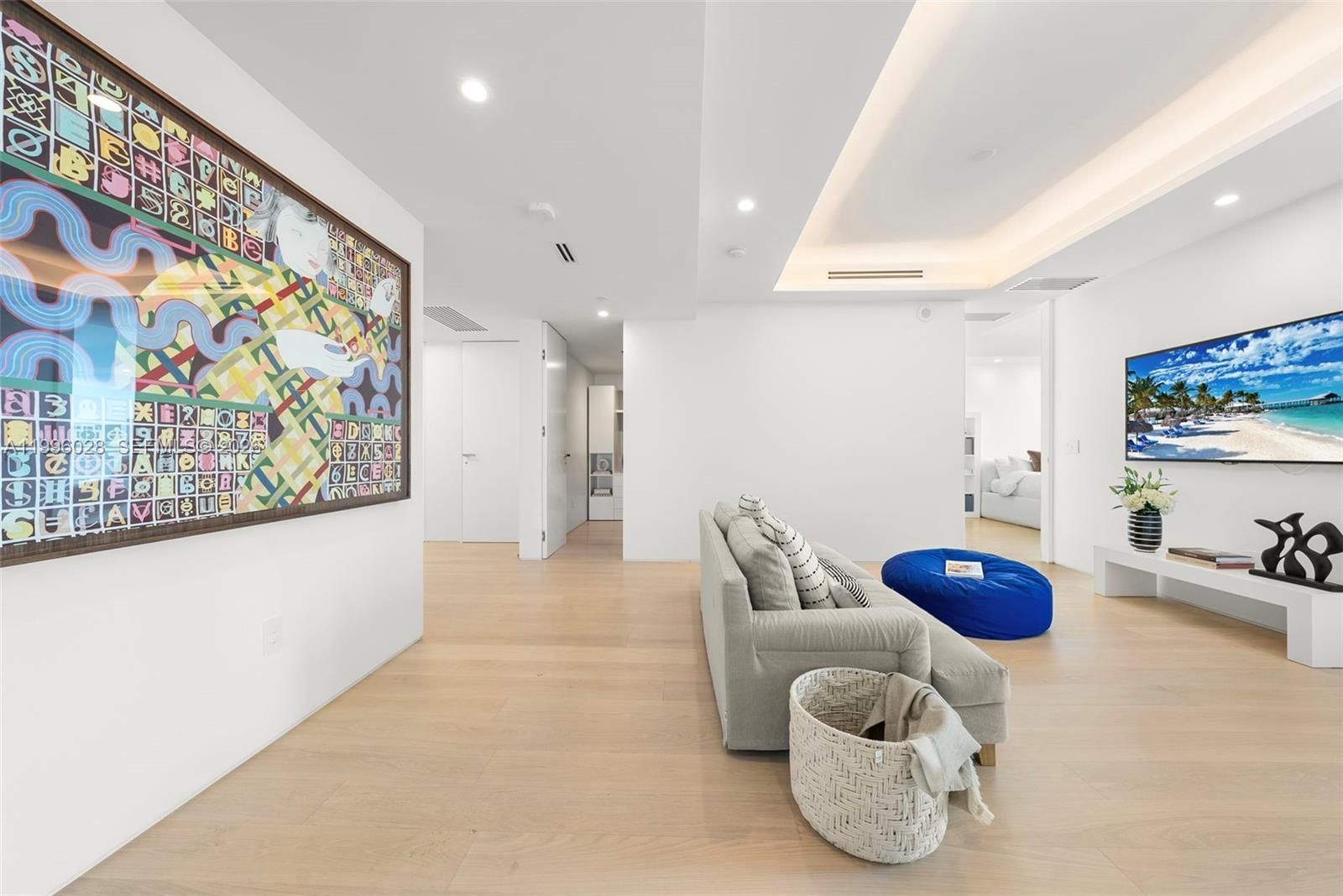 Real estate property located at 100 Pointe Dr #1906/07, Miami-dade, Continuum On South Beach, Miami Beach, FL