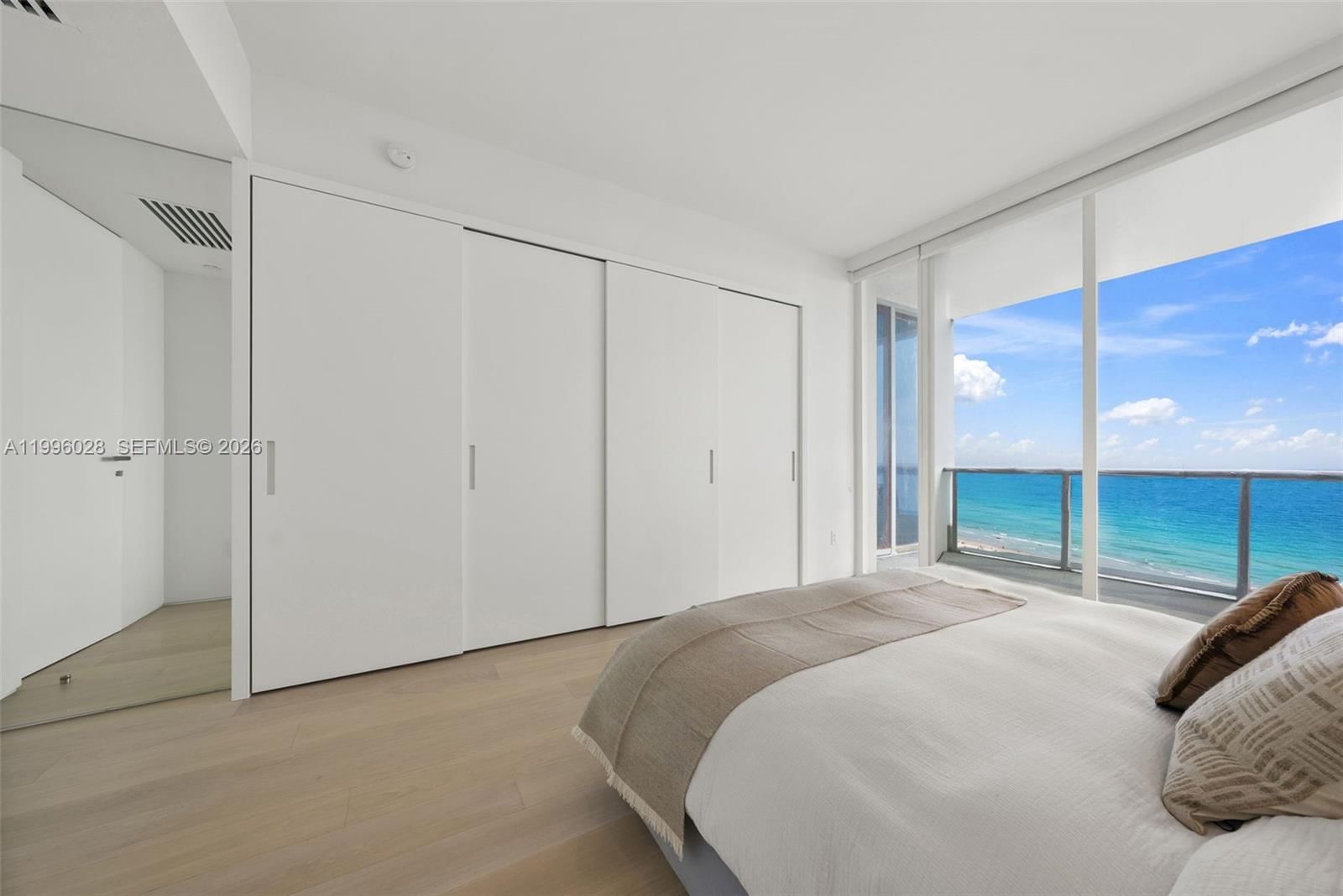 Real estate property located at 100 Pointe Dr #1906/07, Miami-dade, Continuum On South Beach, Miami Beach, FL