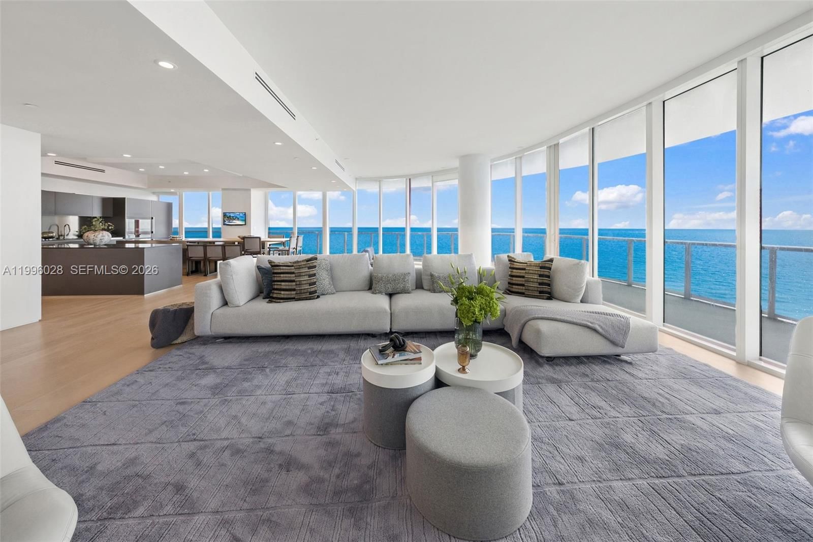 Real estate property located at 100 Pointe Dr #1906/07, Miami-dade, Continuum On South Beach, Miami Beach, FL