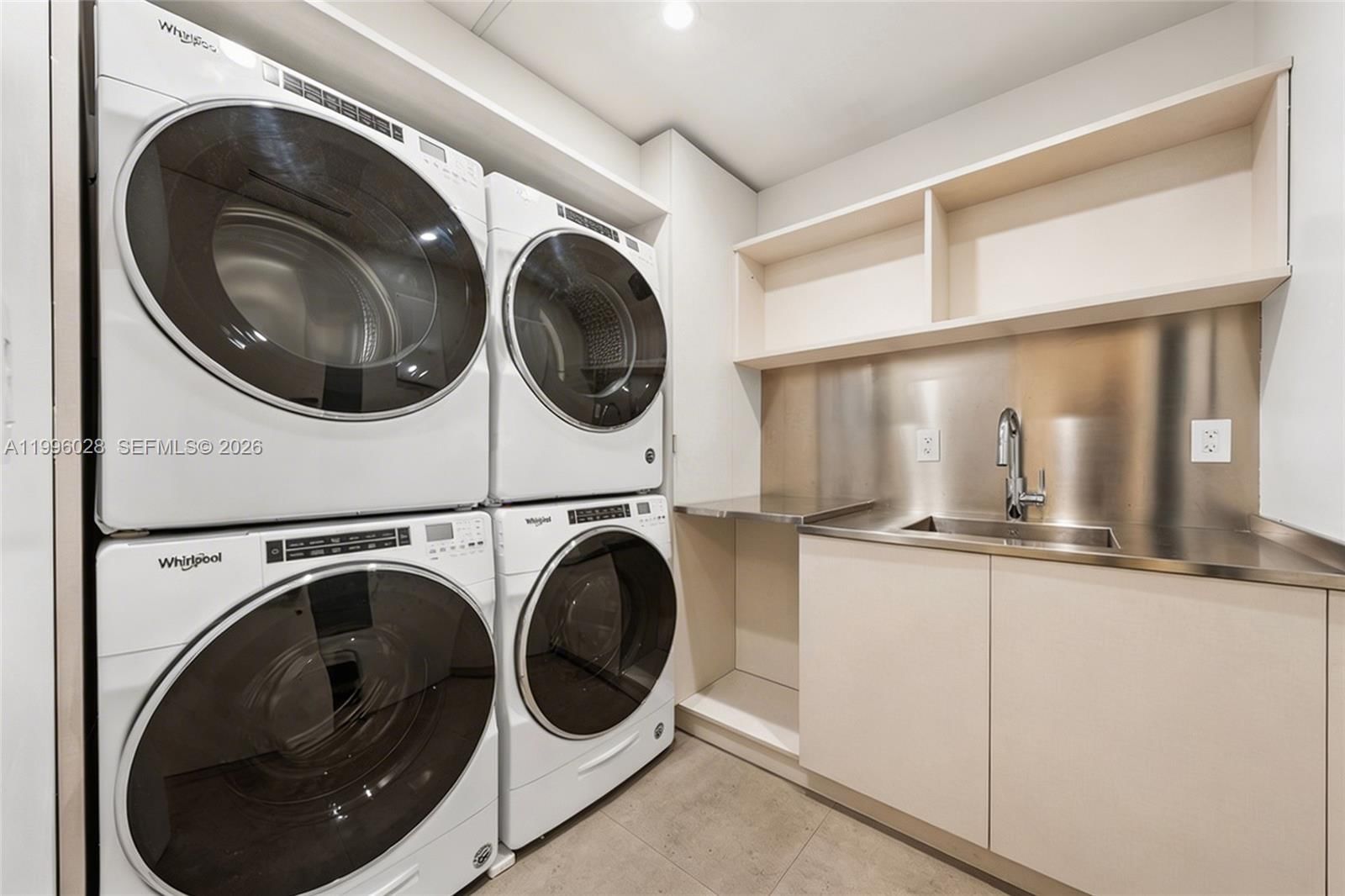 Real estate property located at 100 Pointe Dr #1906/07, Miami-dade, Continuum On South Beach, Miami Beach, FL