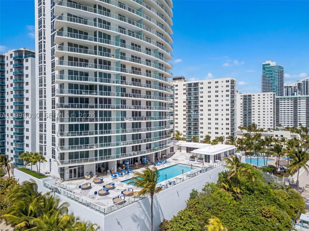Real estate property located at 3951 Ocean Dr #1803, Broward, Apogee Beach Condominium, Hollywood, FL