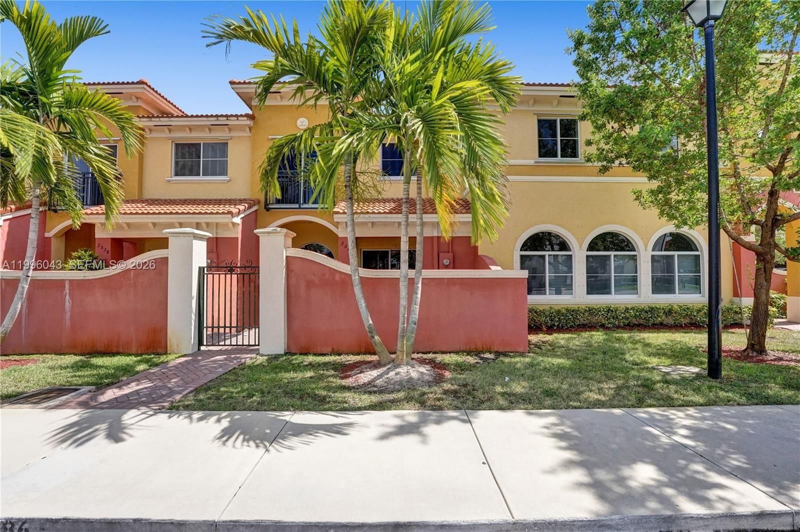 Real estate property located at 3540 30th Pl, Broward, Edc Associates Plat, Lauderdale Lakes, FL