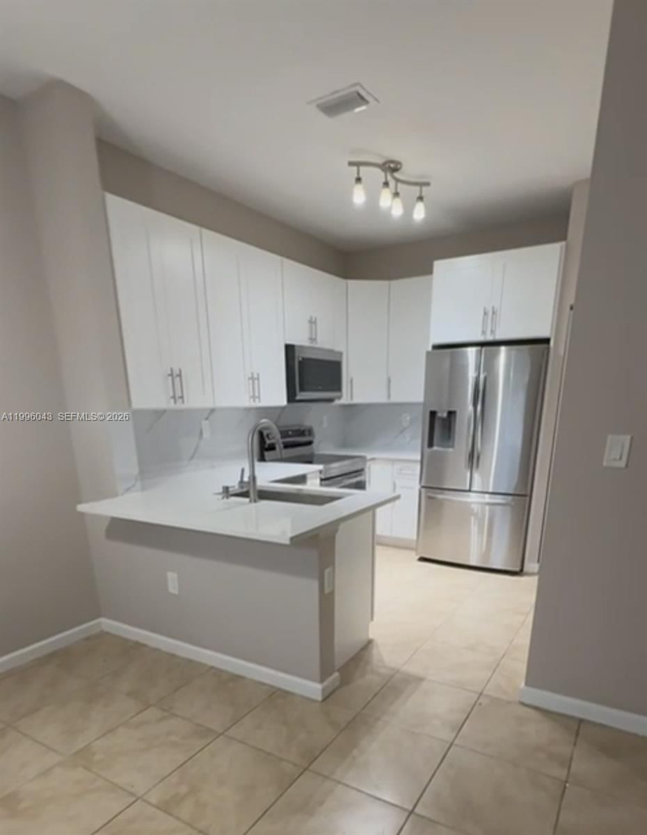 Real estate property located at 3540 30th Pl, Broward, Edc Associates Plat, Lauderdale Lakes, FL