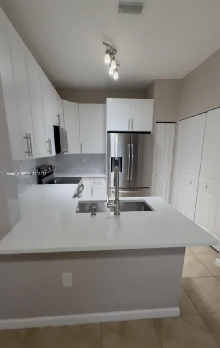 Real estate property located at 3540 30th Pl, Broward, Edc Associates Plat, Lauderdale Lakes, FL