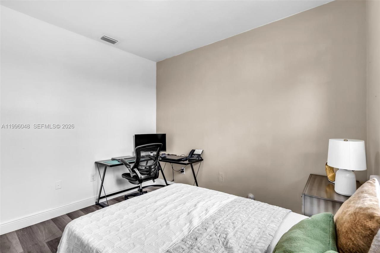 Real estate property located at 4900 134th Ave, Broward, Miramar Patio Homes, Miramar, FL