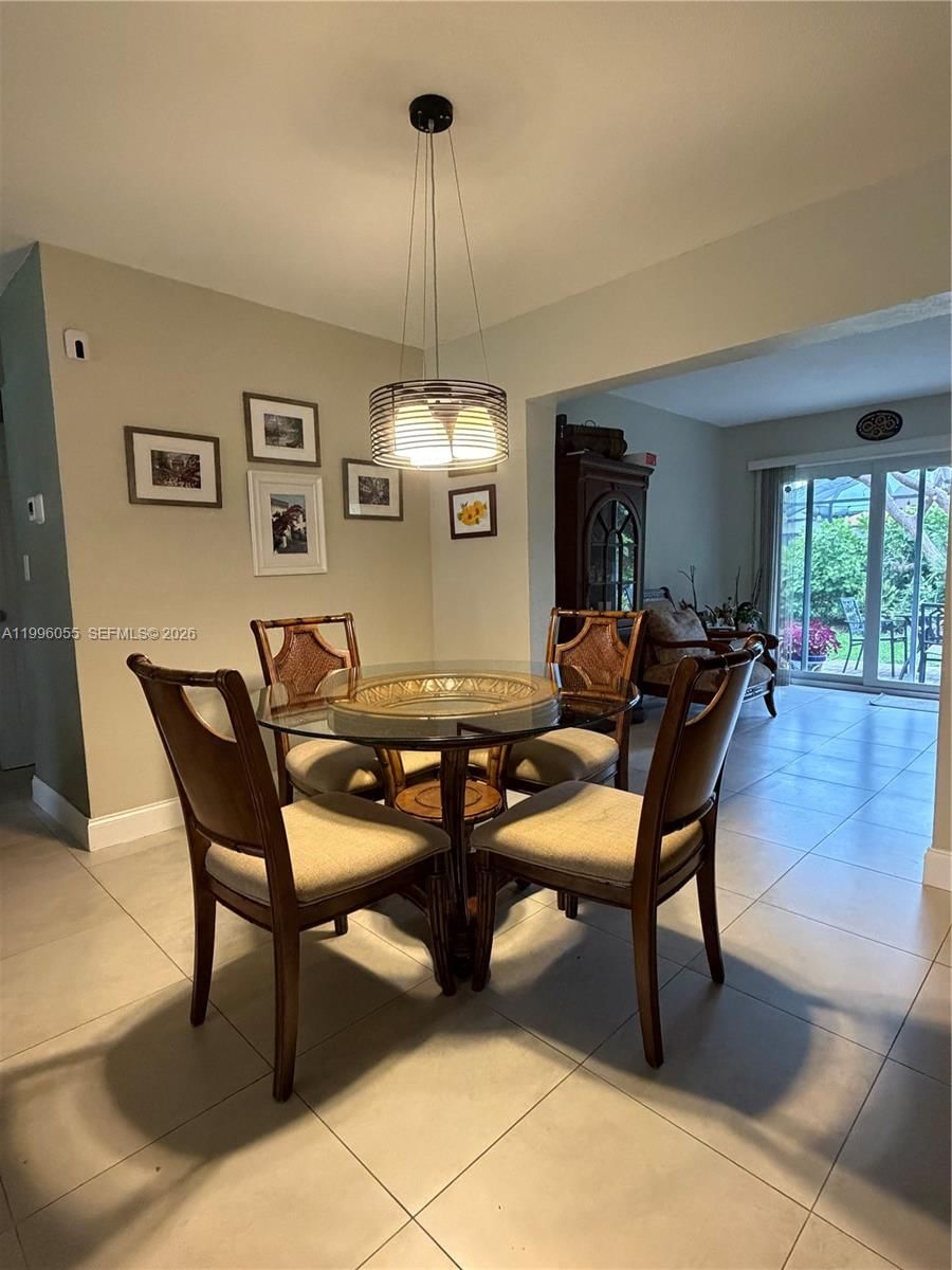 Real estate property located at 7008 95th Ter, Broward, Westwood Community 4, Tamarac, FL