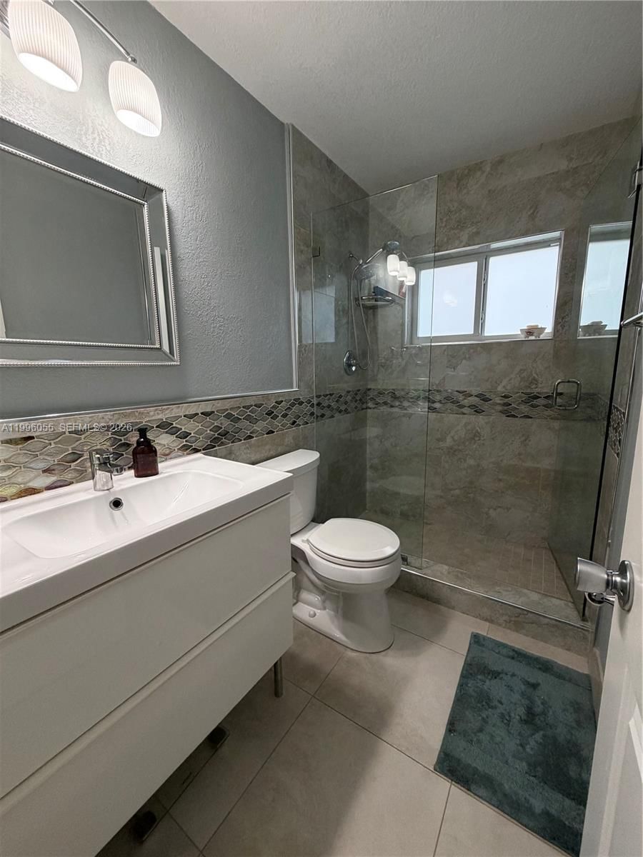 Real estate property located at 7008 95th Ter, Broward, Westwood Community 4, Tamarac, FL