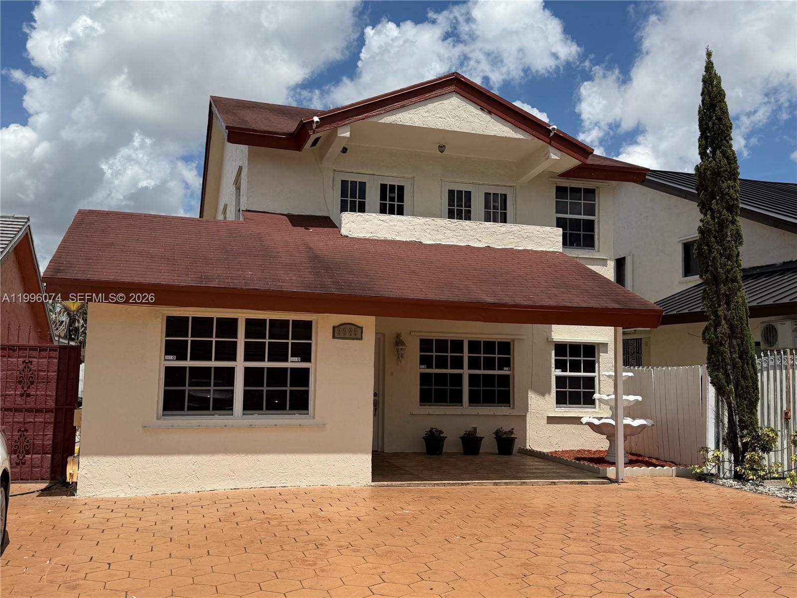 Real estate property located at 9085 Grand Canal Dr, Miami-dade, Bilbao Estates, Miami, FL