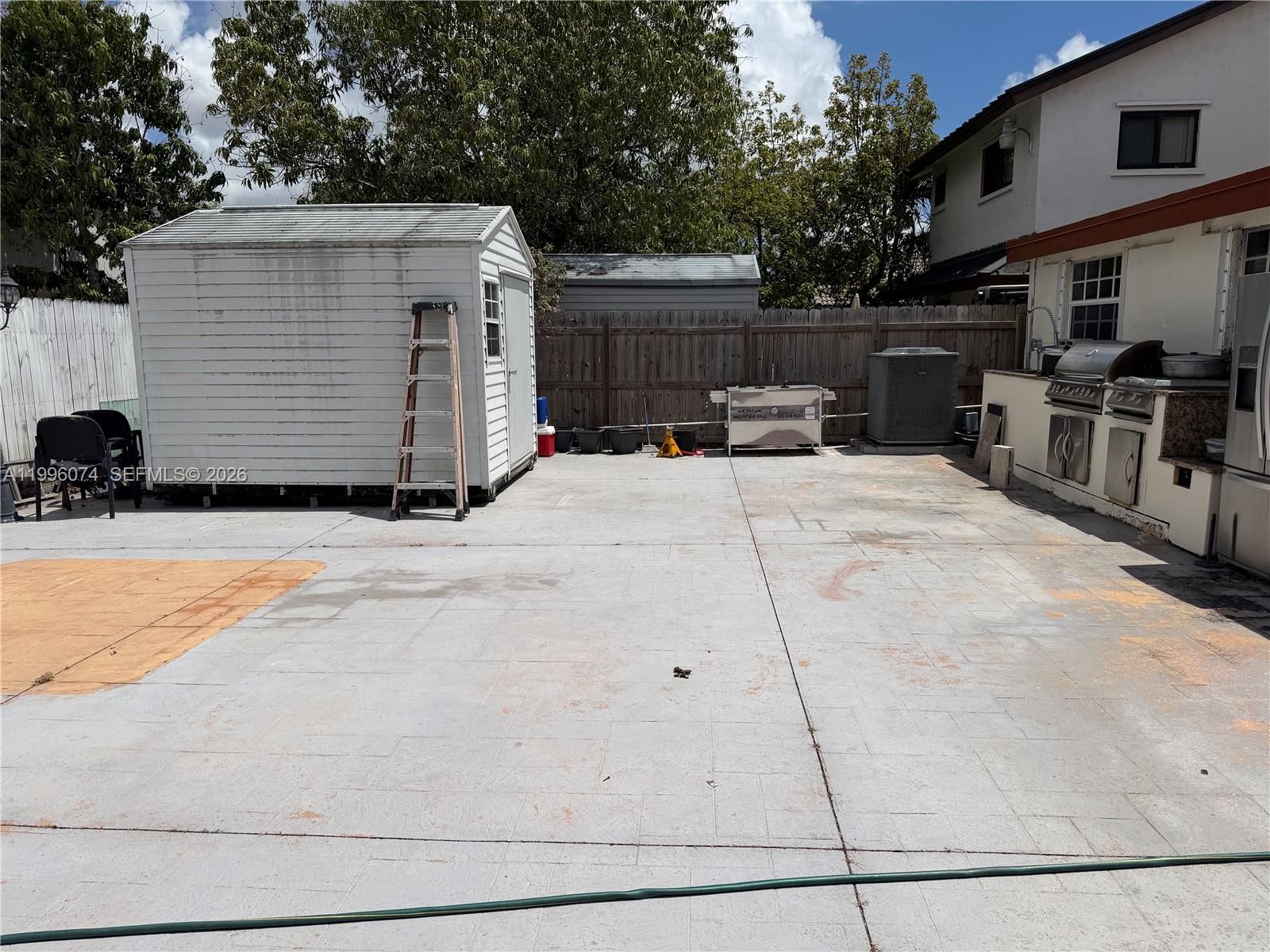 Real estate property located at 9085 Grand Canal Dr, Miami-dade, Bilbao Estates, Miami, FL