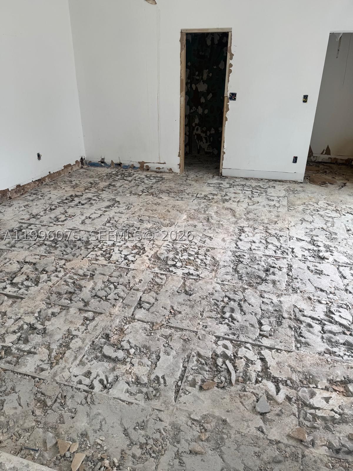 Real estate property located at 290 125th Ave, Miami-dade, Sweetwater Ests Sub, Miami, FL