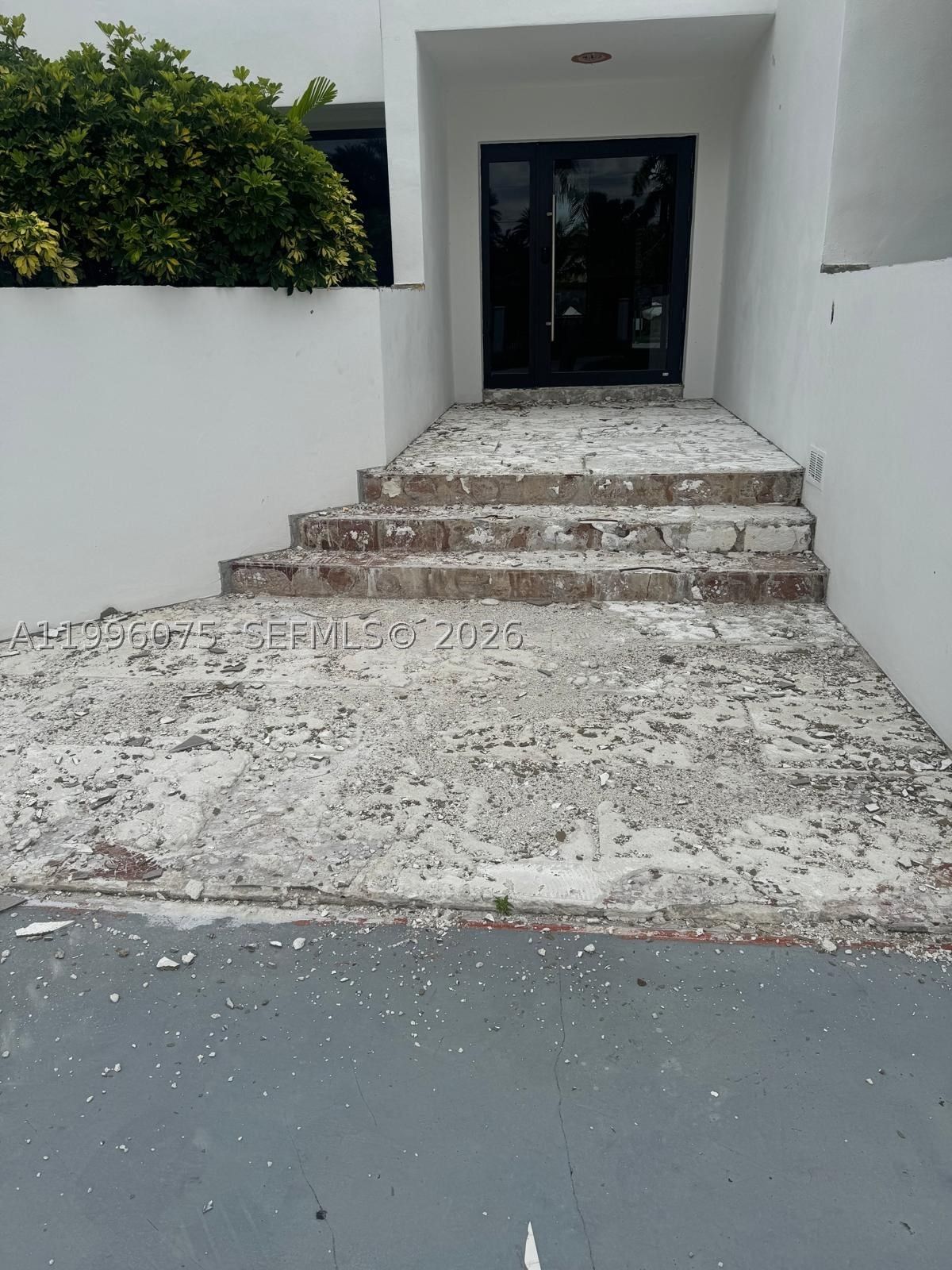 Real estate property located at 290 125th Ave, Miami-dade, Sweetwater Ests Sub, Miami, FL