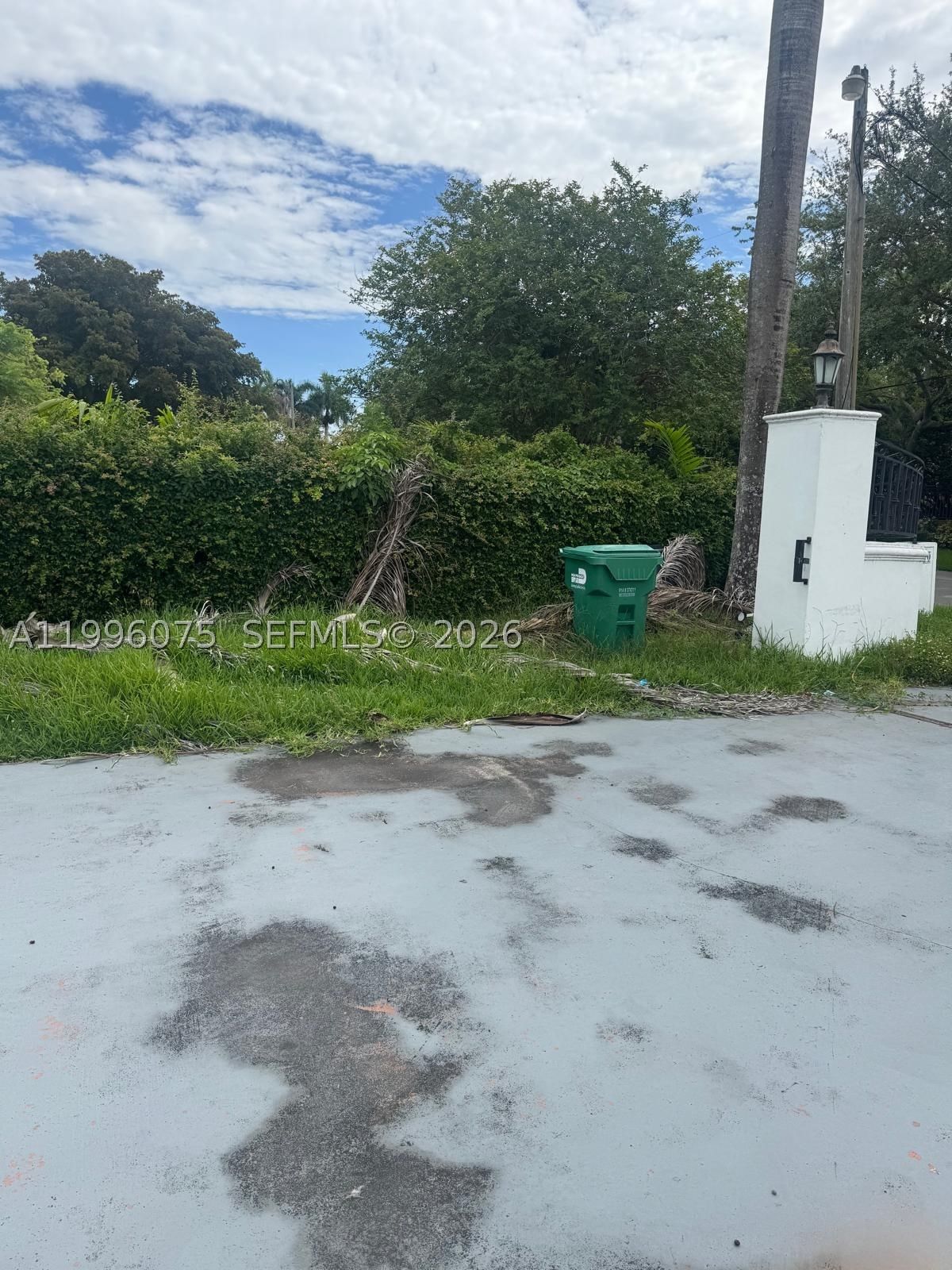 Real estate property located at 290 125th Ave, Miami-dade, Sweetwater Ests Sub, Miami, FL