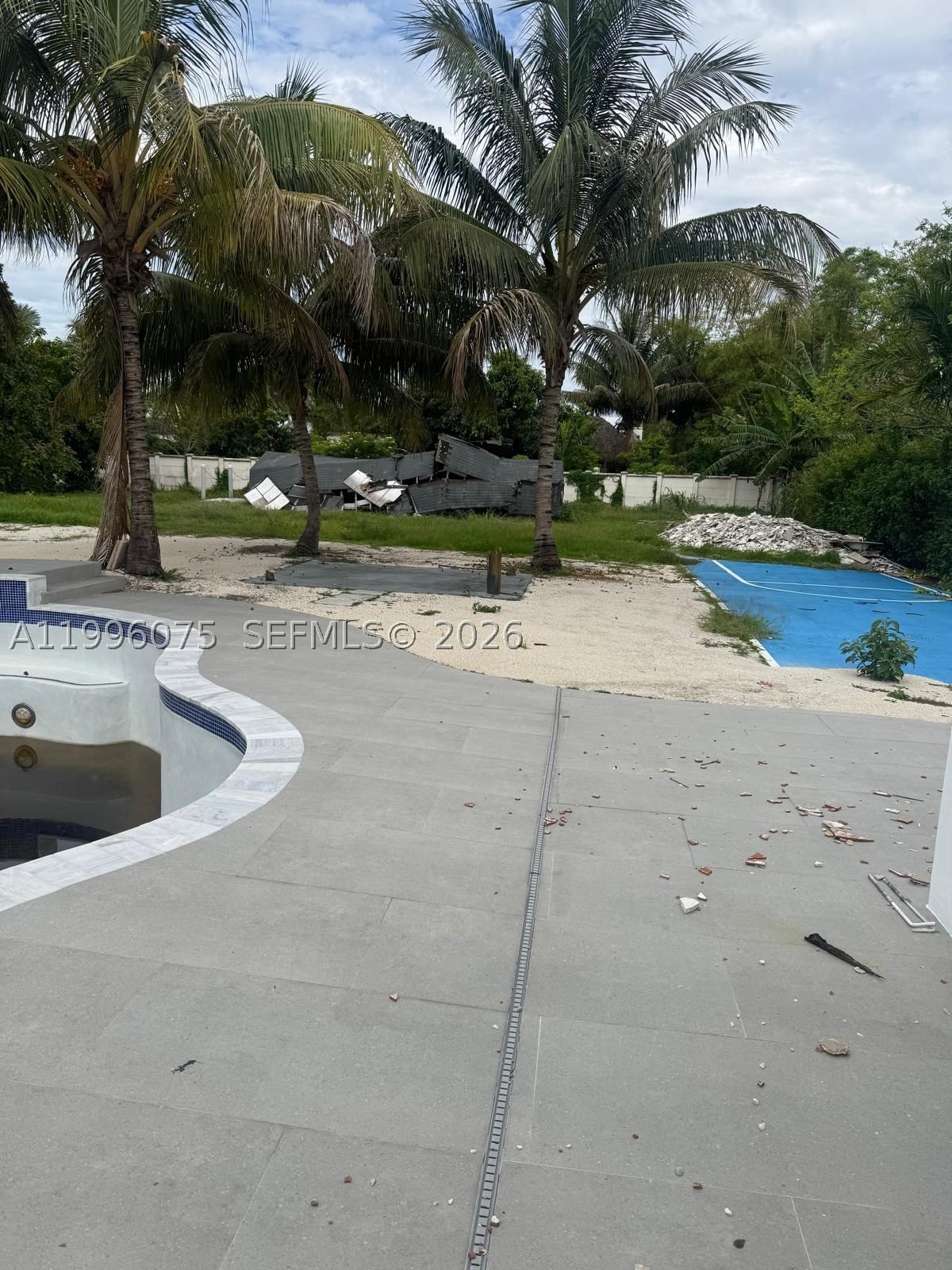 Real estate property located at 290 125th Ave, Miami-dade, Sweetwater Ests Sub, Miami, FL
