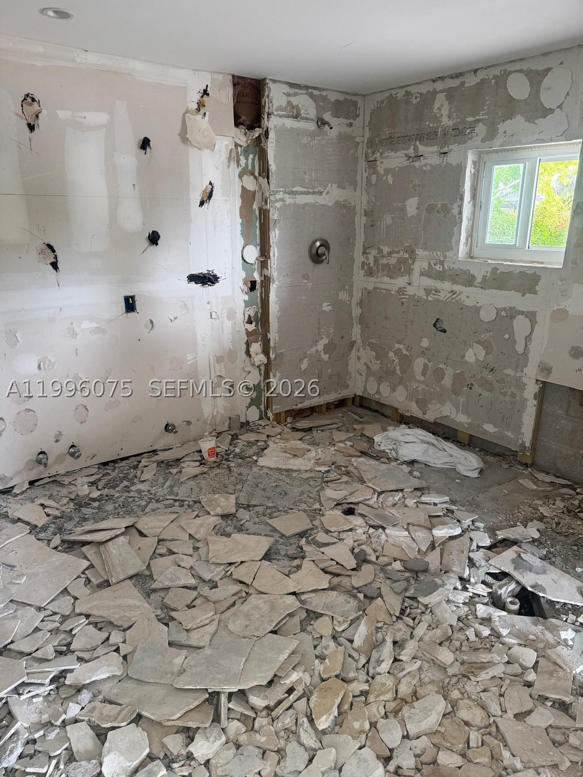 Real estate property located at 290 125th Ave, Miami-dade, Sweetwater Ests Sub, Miami, FL