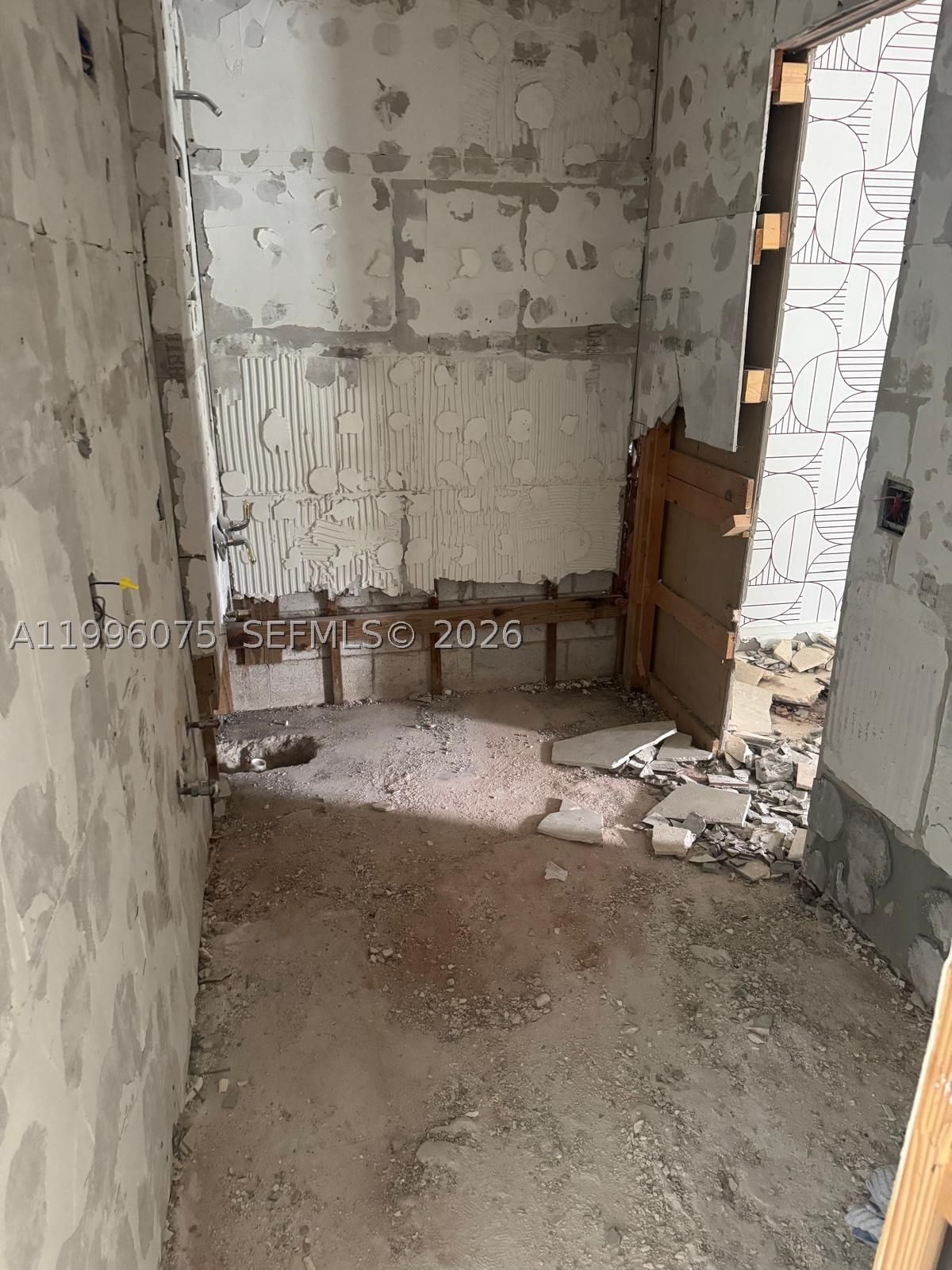 Real estate property located at 290 125th Ave, Miami-dade, Sweetwater Ests Sub, Miami, FL