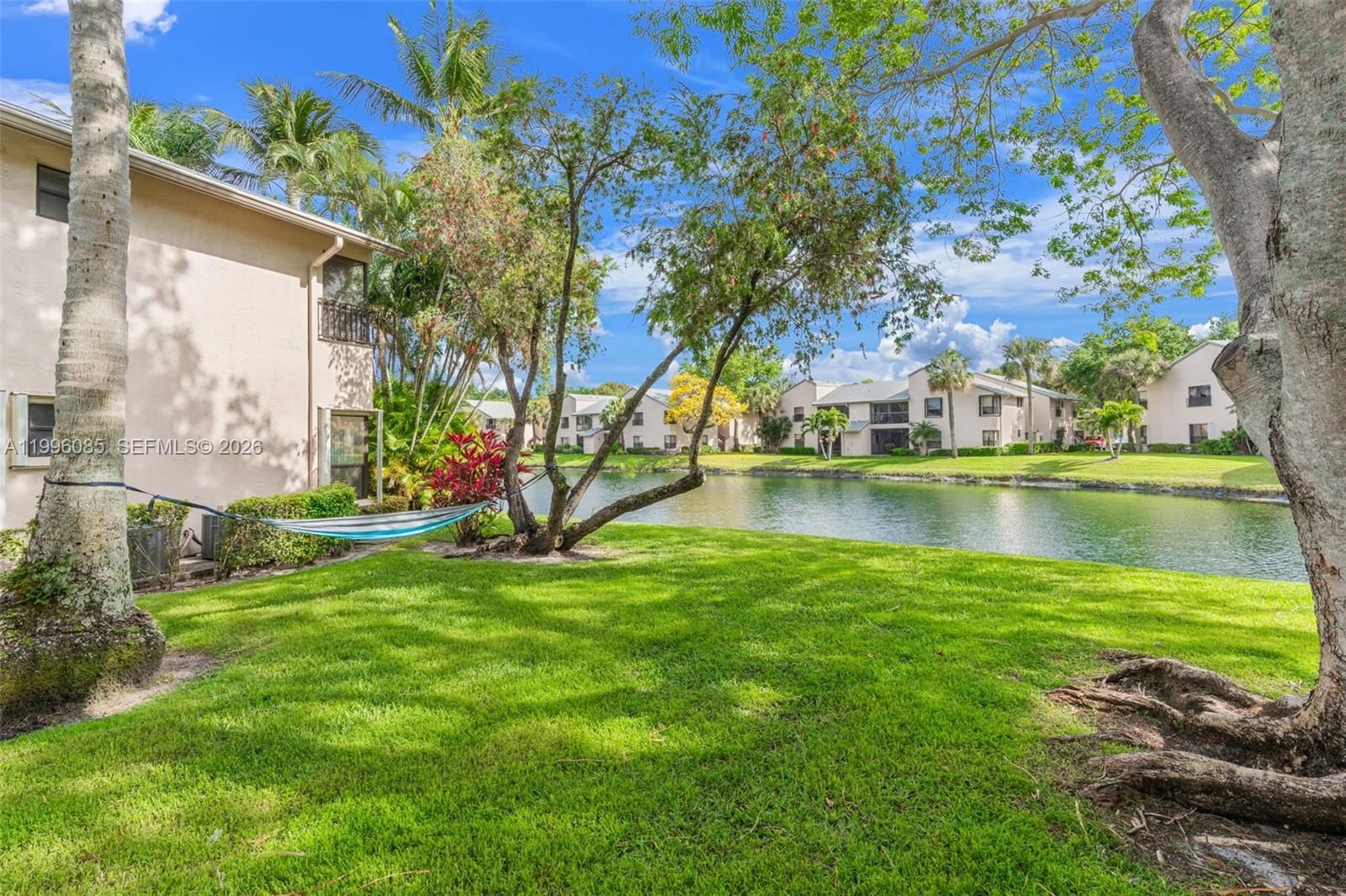 Real estate property located at 3244 47th Ave #3298, Broward, Karanda Village V-c Condo, Coconut Creek, FL