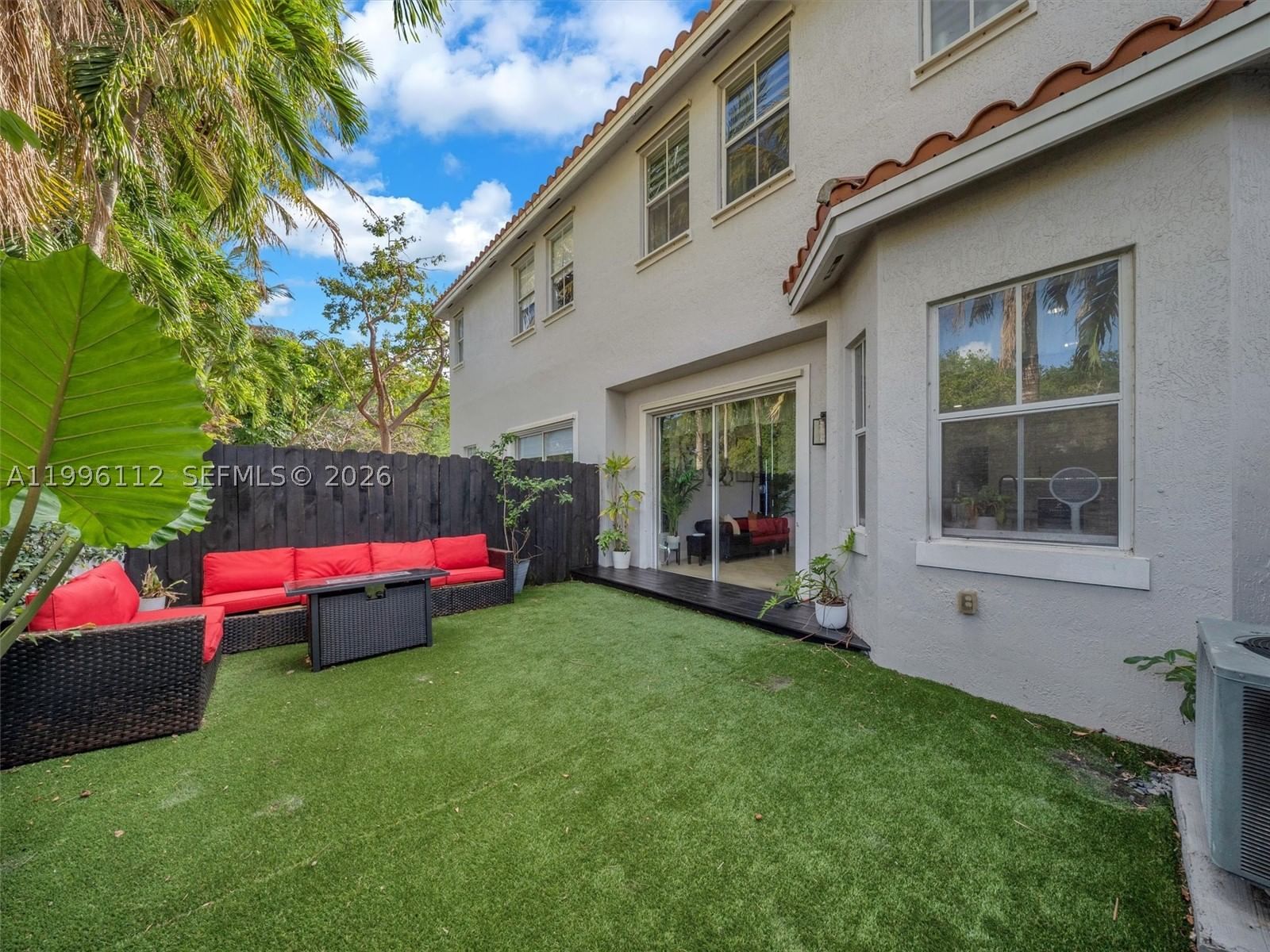 Real estate property located at 20673 10th Path, Miami-dade, Ives Dairy Townhomes, Miami, FL