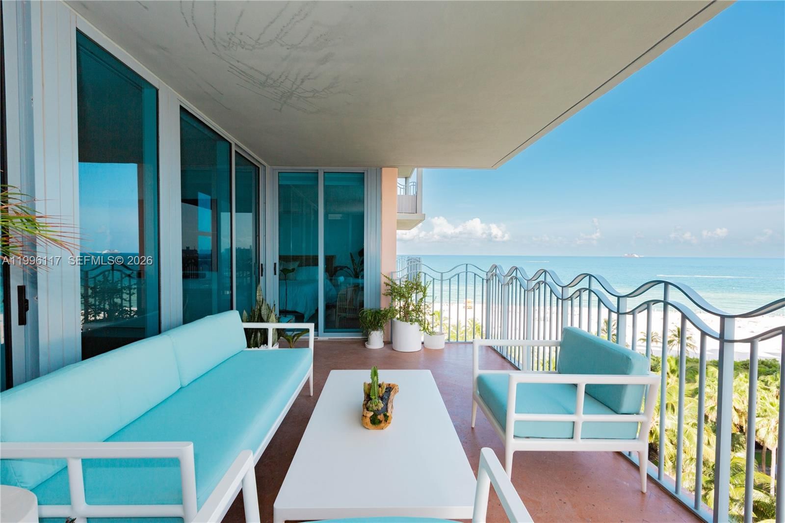 Real estate property located at 1500 Ocean Dr #904, Miami-dade, 1500 Ocean Drive Condo, Miami Beach, FL