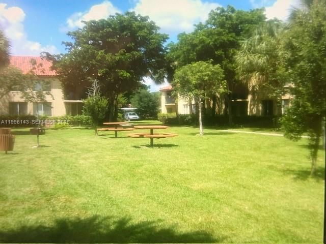 Real estate property located at 10725 Cleary Blvd #205, Broward, Lakes Of Jacaranda Condo, Plantation, FL