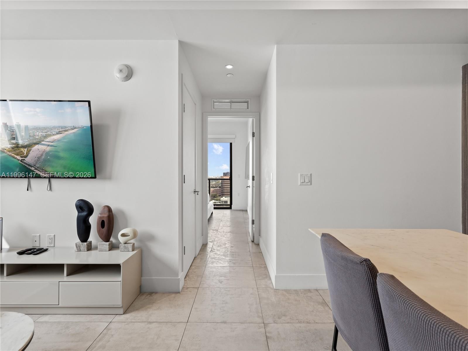 Real estate property located at 239 9th St #1403, Miami-dade, Smart Brickel Condo, Miami, FL