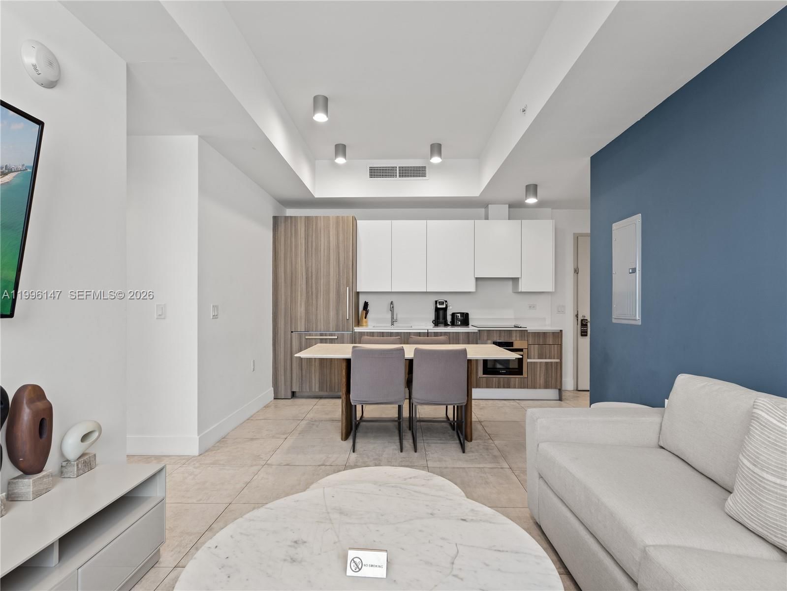 Real estate property located at 239 9th St #1403, Miami-dade, Smart Brickel Condo, Miami, FL