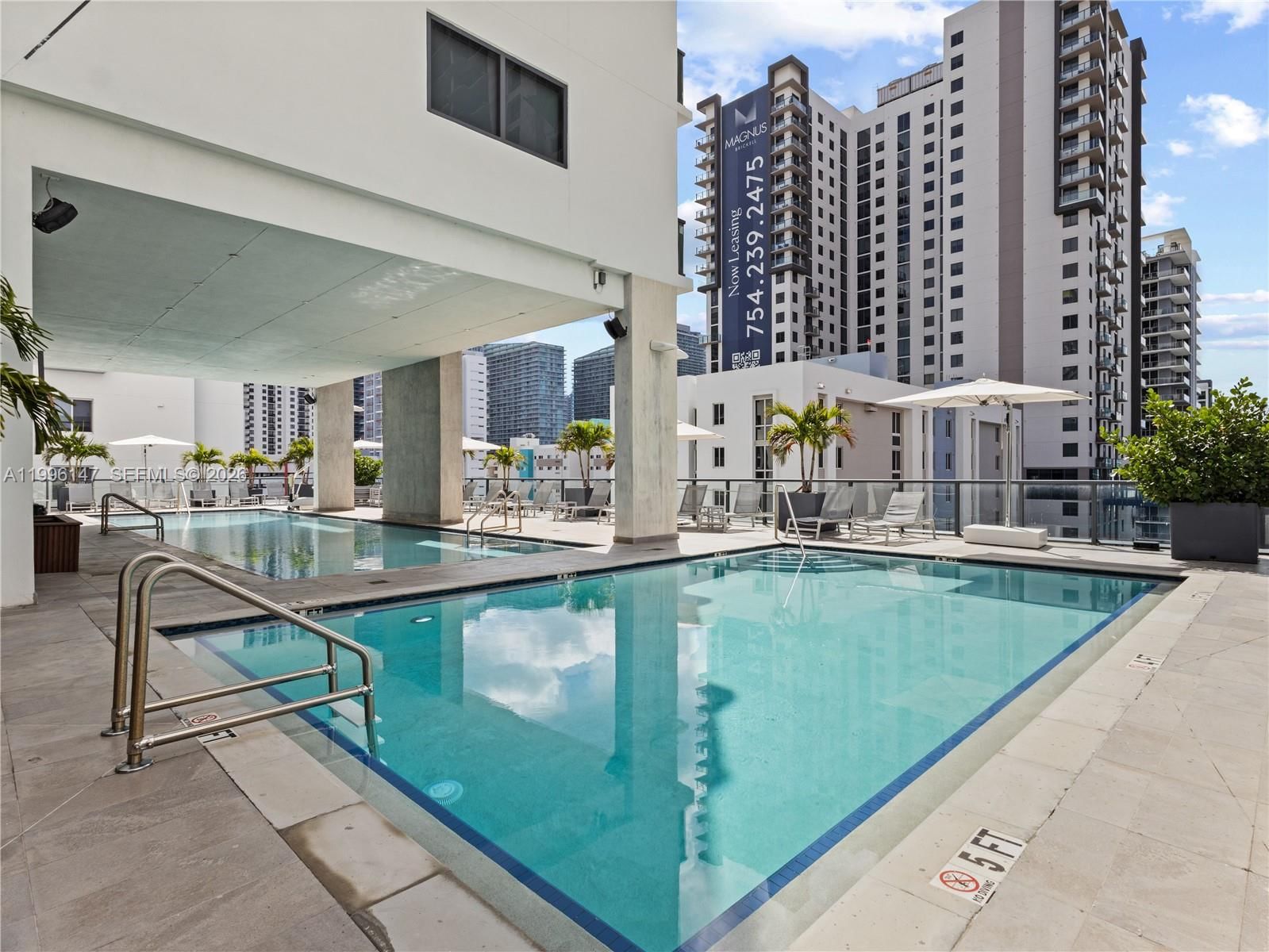 Real estate property located at 239 9th St #1403, Miami-dade, Smart Brickel Condo, Miami, FL