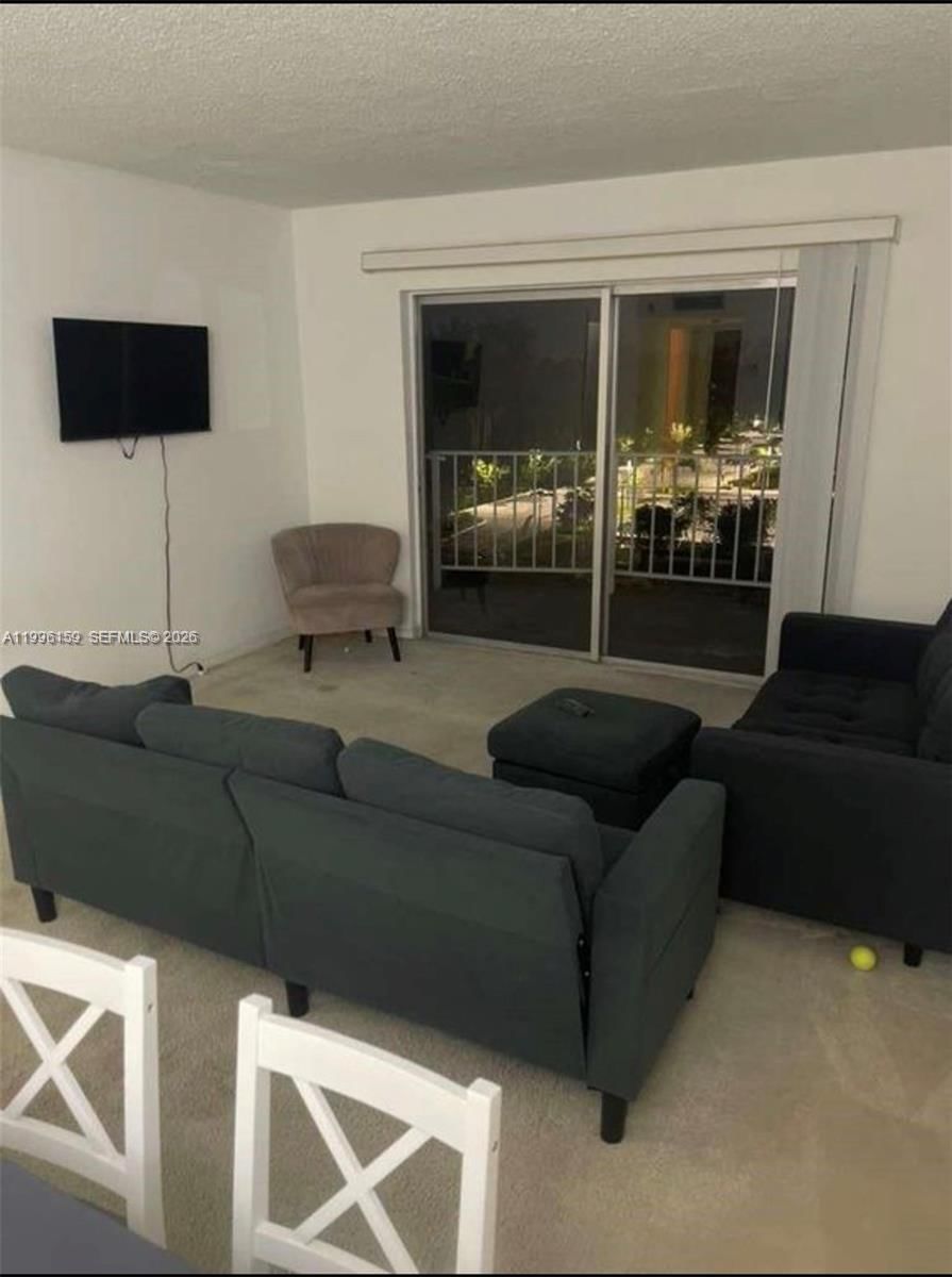 Real estate property located at 496 165th St Rd D-611, Miami-dade, Montecarlo Condo, Miami, FL