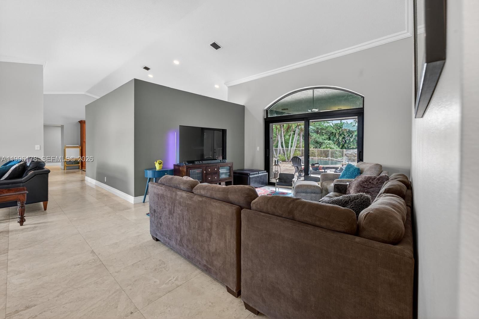 Real estate property located at 4120 106th Ter, Broward, Mystique, Davie, FL