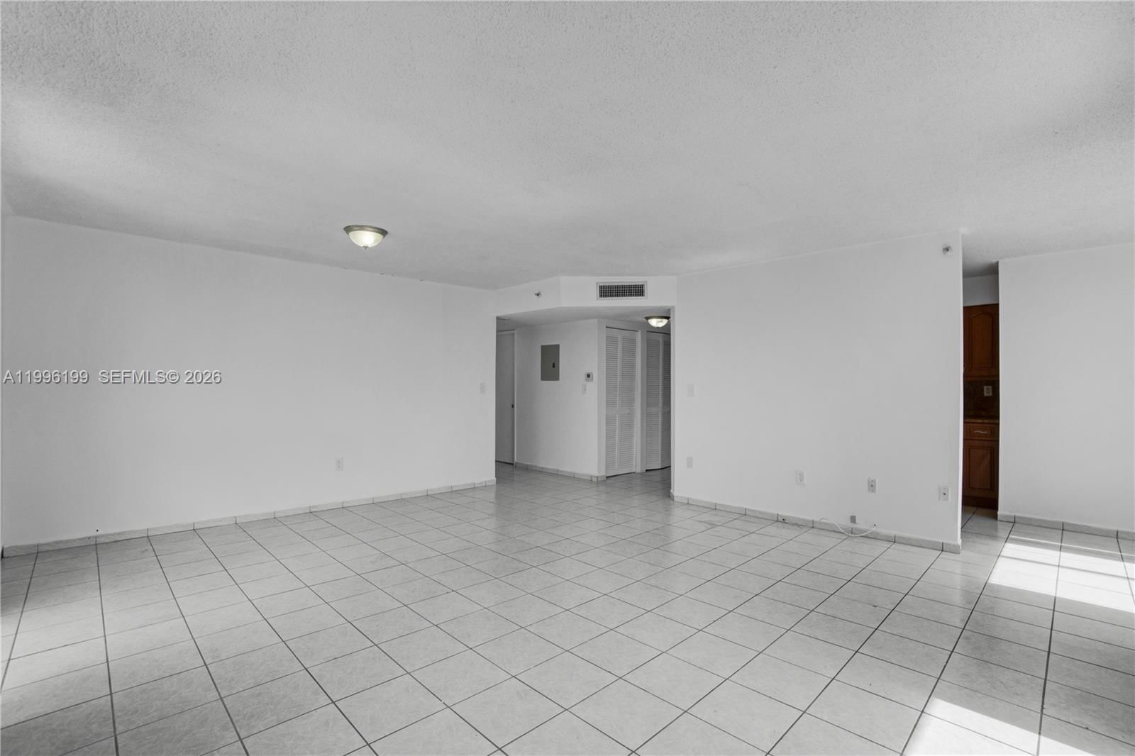 Real estate property located at 1688 West Ave #408, Miami-dade, West Bay Plaza Condo, Miami Beach, FL