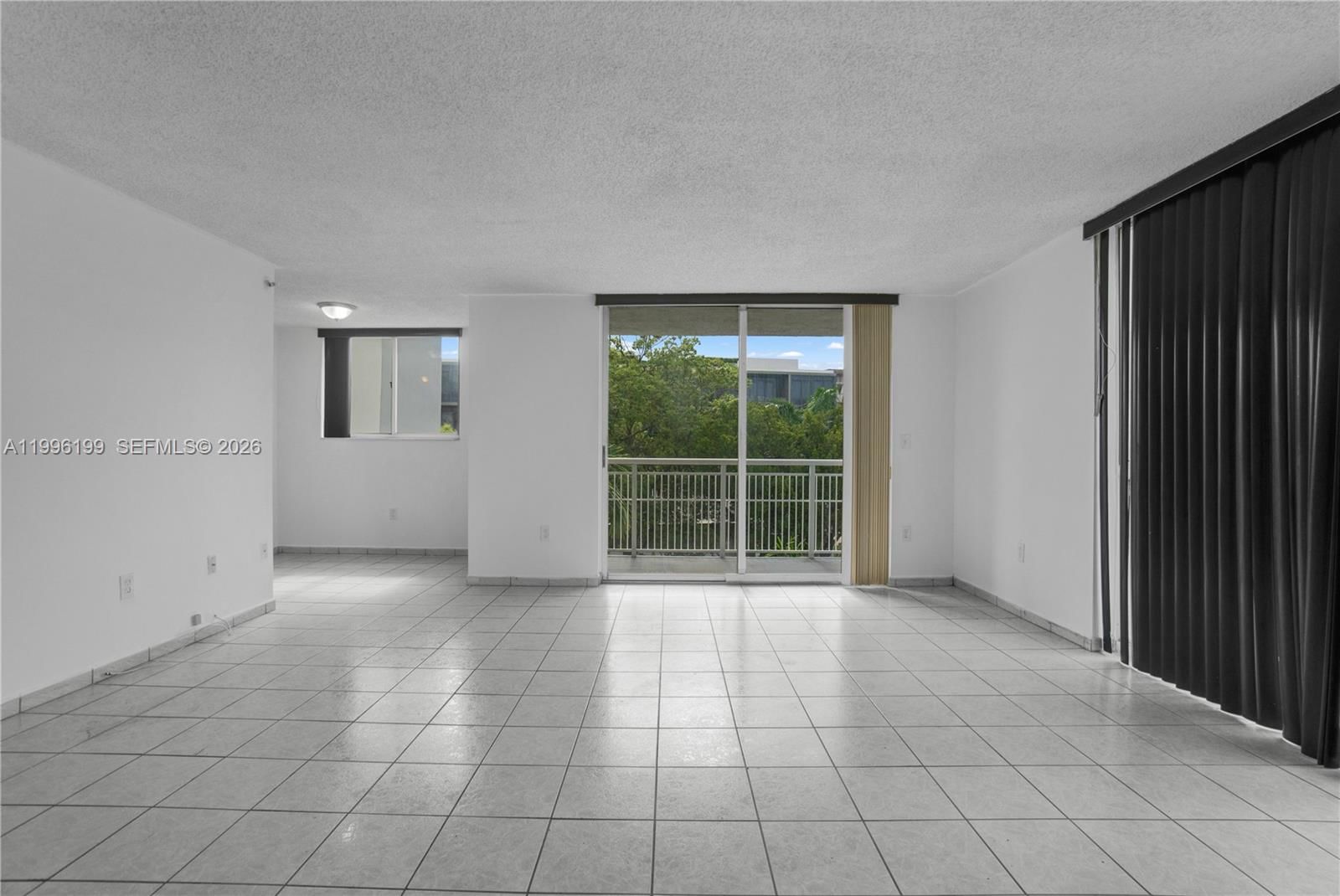 Real estate property located at 1688 West Ave #408, Miami-dade, West Bay Plaza Condo, Miami Beach, FL