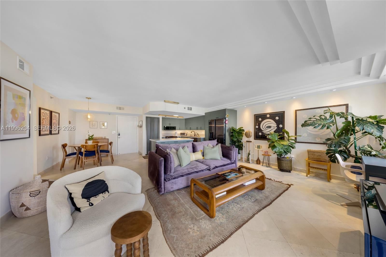 Real estate property located at 1621 Bay Rd #802, Miami-dade, Bayview Plaza Condo, Miami Beach, FL