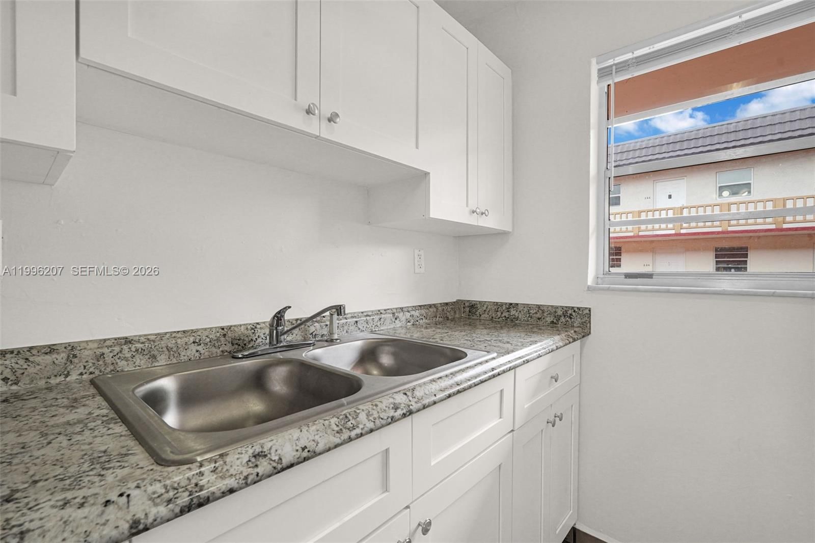 Real estate property located at 4655 Palm Ave #205, Miami-dade, Royal Palm Gardens Condo, Hialeah, FL