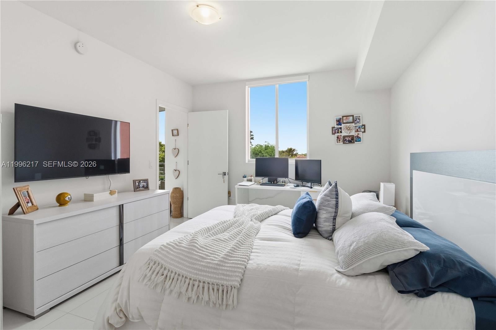 Real estate property located at 7875 107th Ave #310, Miami-dade, Midtown Doral Condo 4, Doral, FL