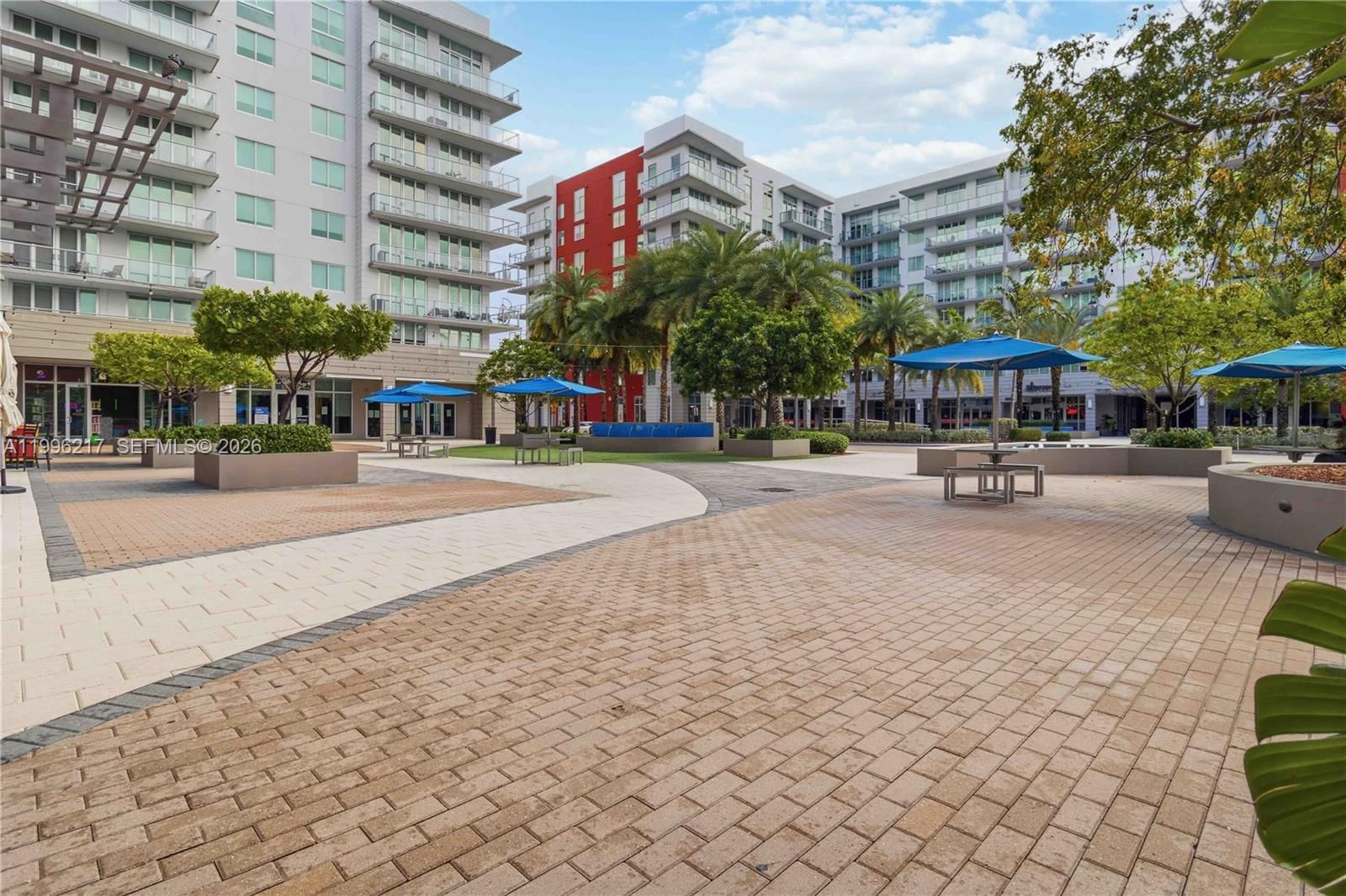 Real estate property located at 7875 107th Ave #310, Miami-dade, Midtown Doral Condo 4, Doral, FL